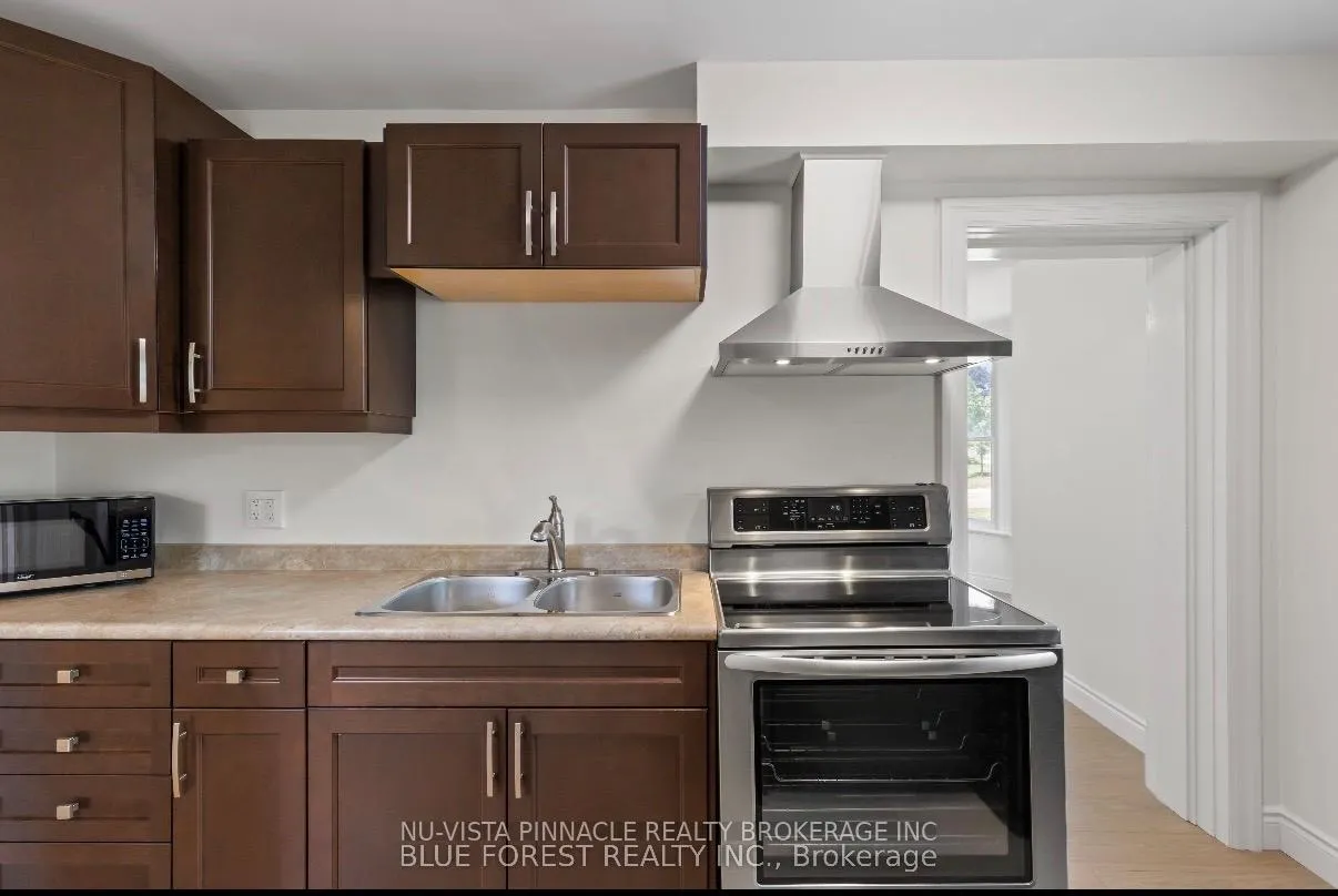 Photo 12 of Unit MAIN LEVEL UNIT, 7065 Longwoods Road, London, South MM — HOMEH