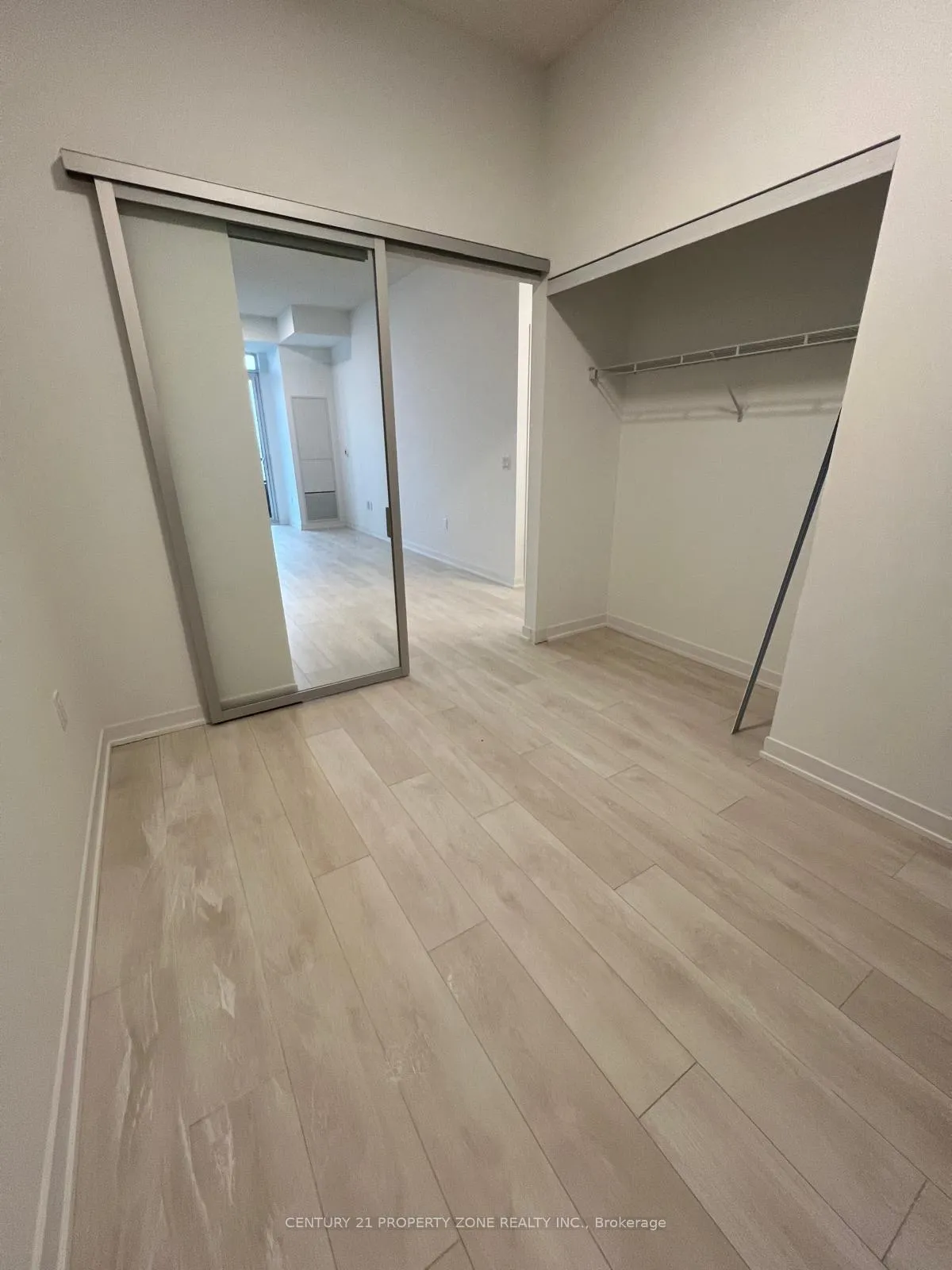 Photo 6 of Unit 315, 4875 Power Common, Burlington, Uptown — HOMEH