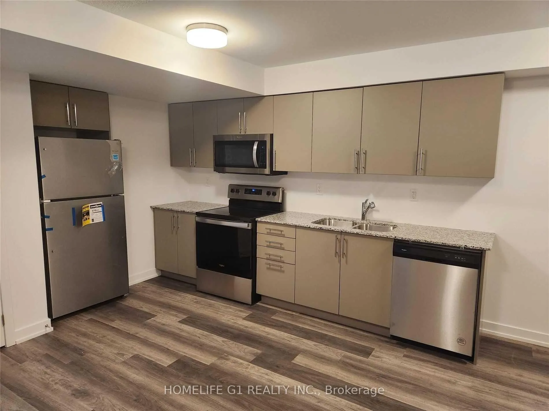 Photo 3 of Unit 29, 205 West Oak Trail, Kitchener, Rosenburg — HOMEH