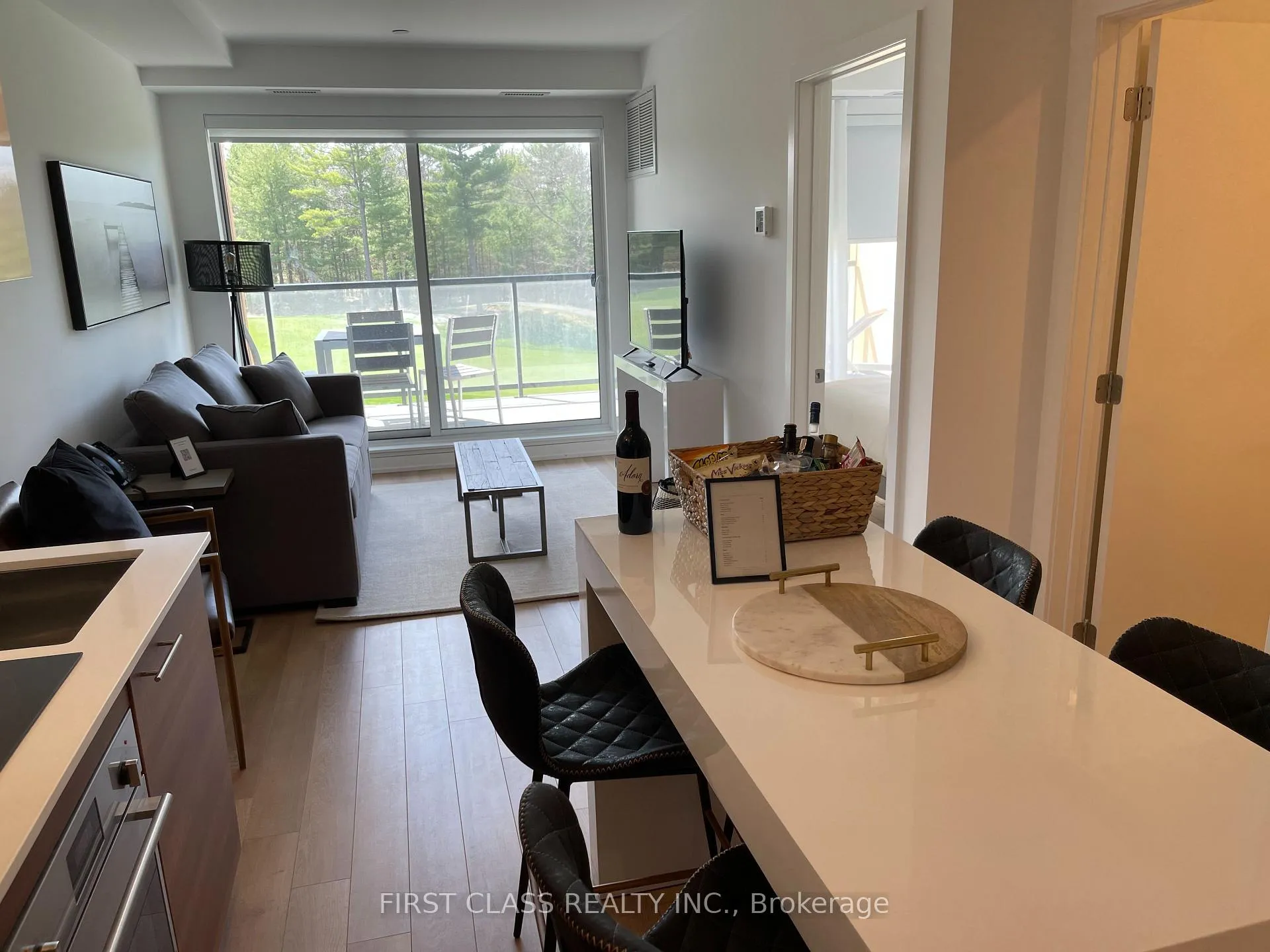 Photo 7 of Unit 306, 120 Carrick Trail, Gravenhurst, Muskoka (S) — HOMEH