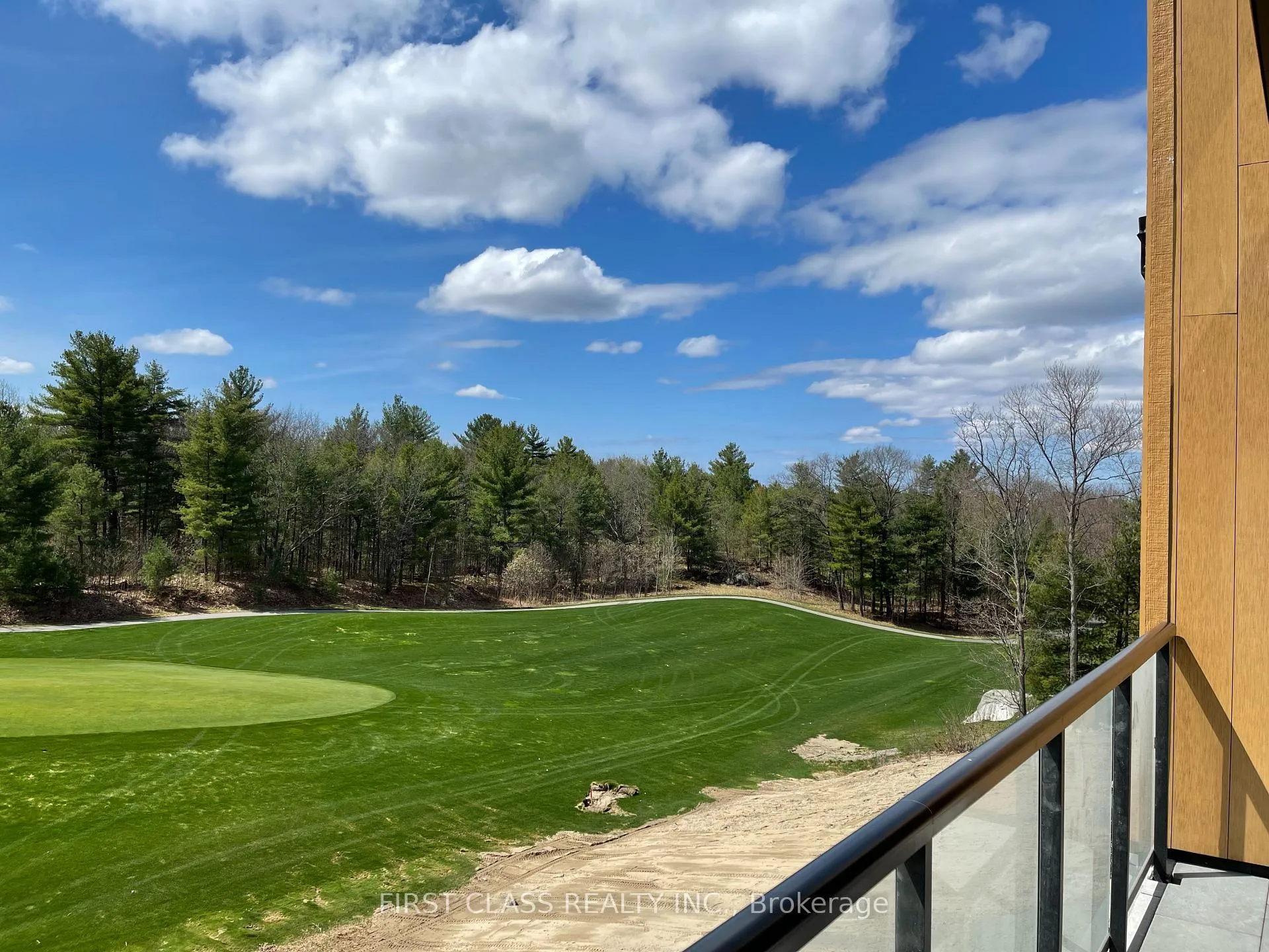 Photo 22 of Unit 306, 120 Carrick Trail, Gravenhurst, Muskoka (S) — HOMEH