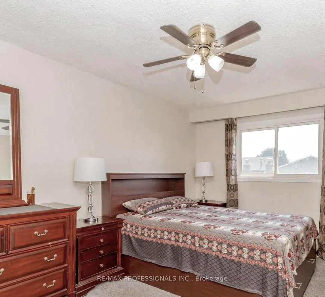 Photo 6 of Unit Upper, 18 Hockley Path, Brampton, Madoc — HOMEH