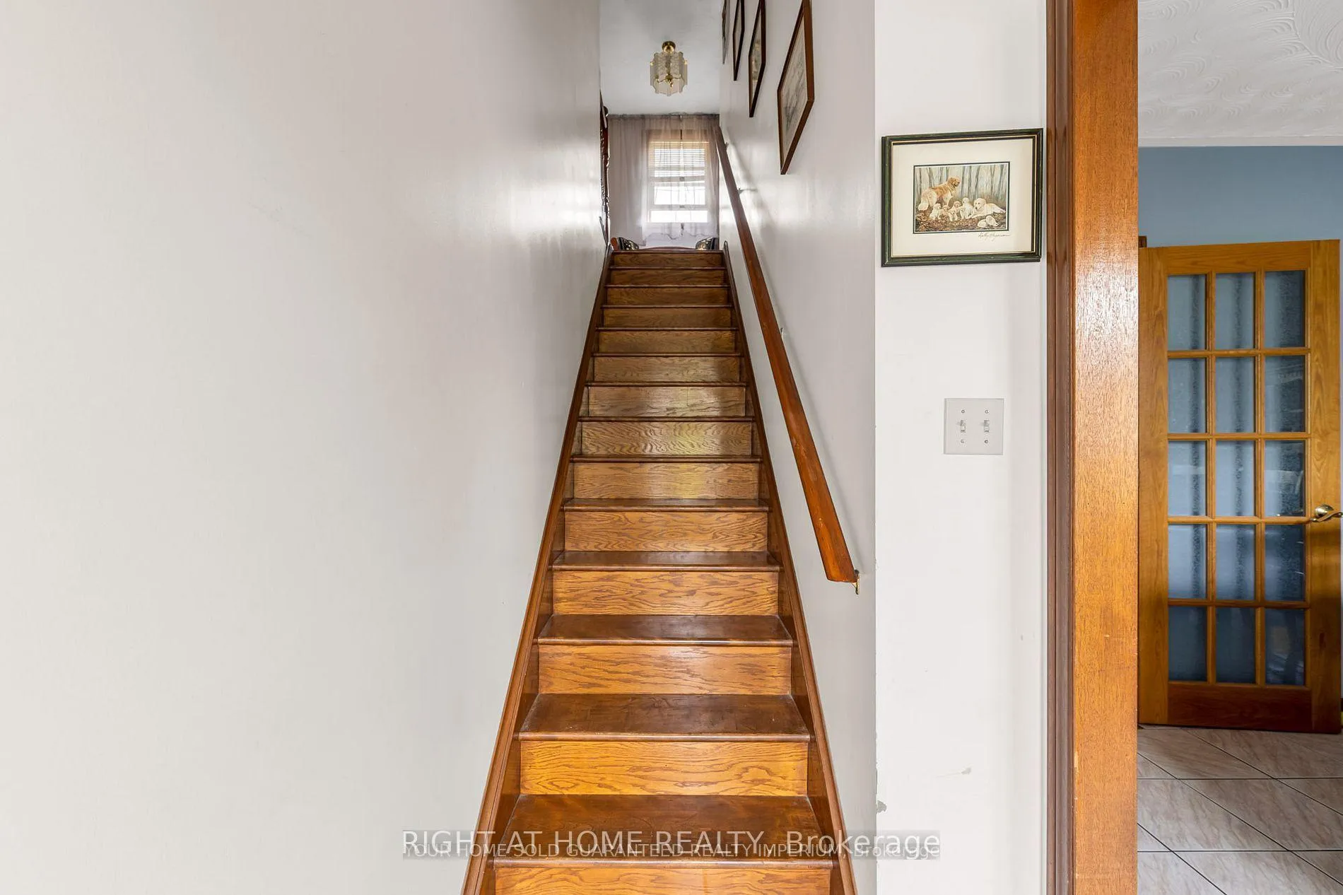 Photo 9 of 333 Limeridge Road E, Hamilton, Bruleville — HOMEH