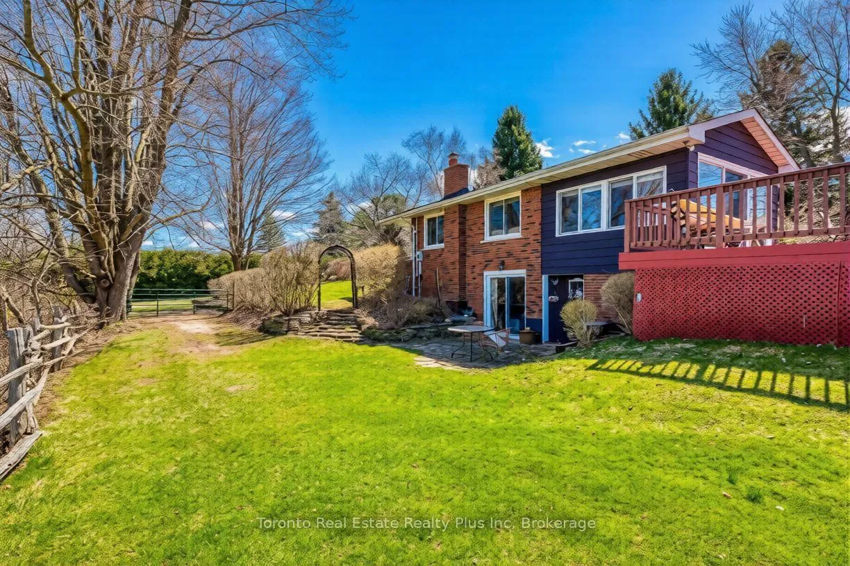Photo 5 of 1215 Britannia Road, Burlington, Rural Burlington — HOMEH