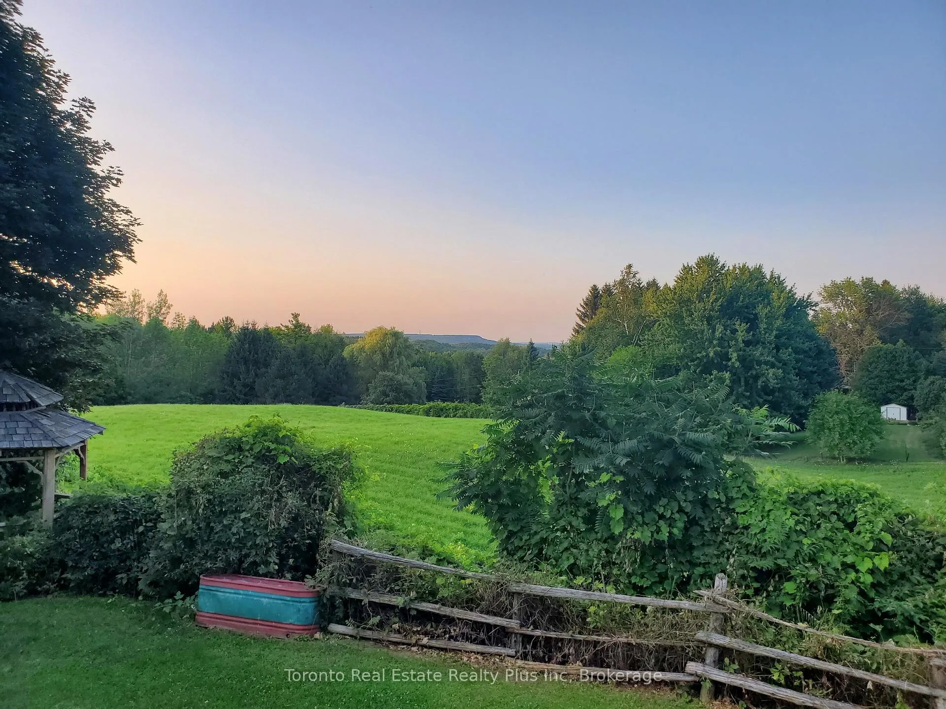 Photo 11 of 1215 Britannia Road, Burlington, Rural Burlington — HOMEH