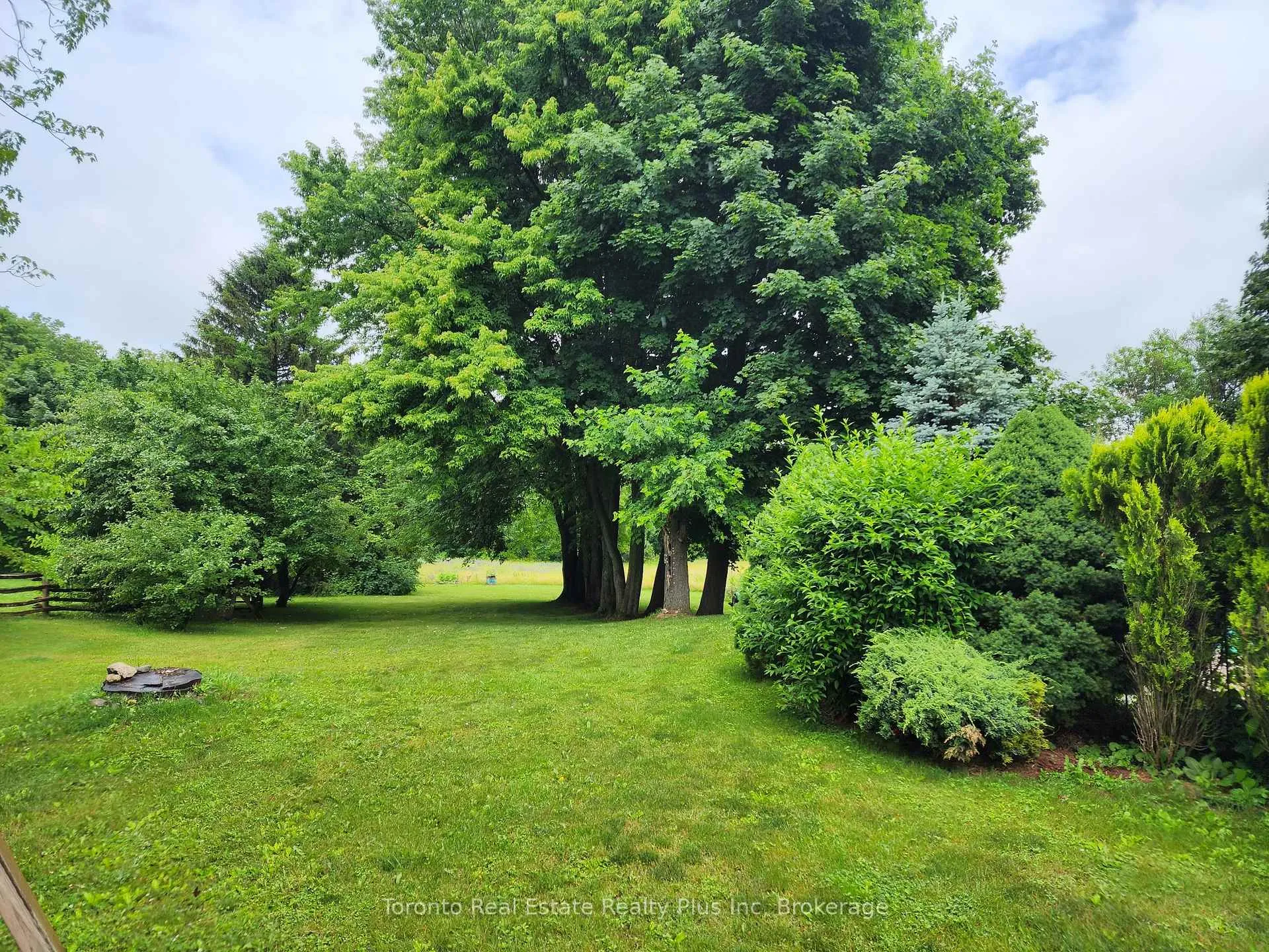 Photo 14 of 1215 Britannia Road, Burlington, Rural Burlington — HOMEH