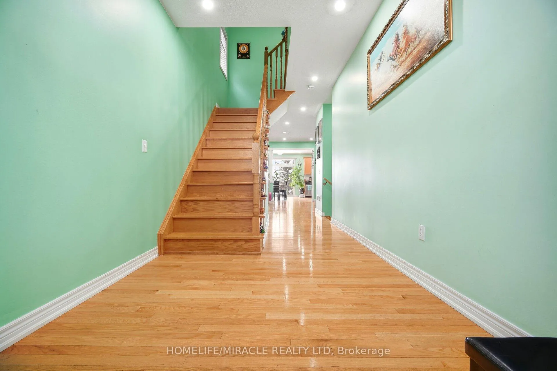 Photo 3 of 26 Goldsboro Road, Brampton, Bram East — HOMEH