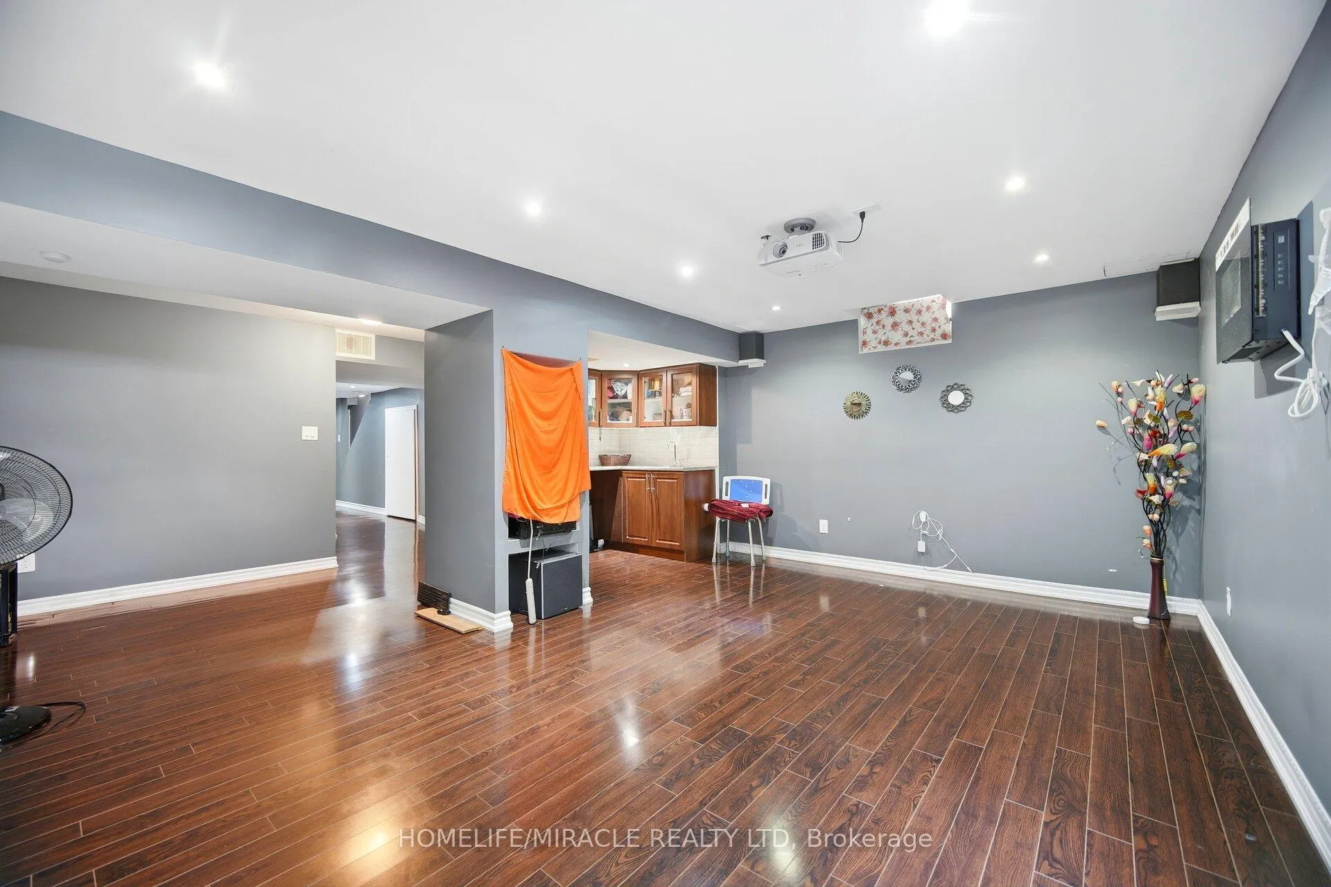 Photo 17 of 26 Goldsboro Road, Brampton, Bram East — HOMEH