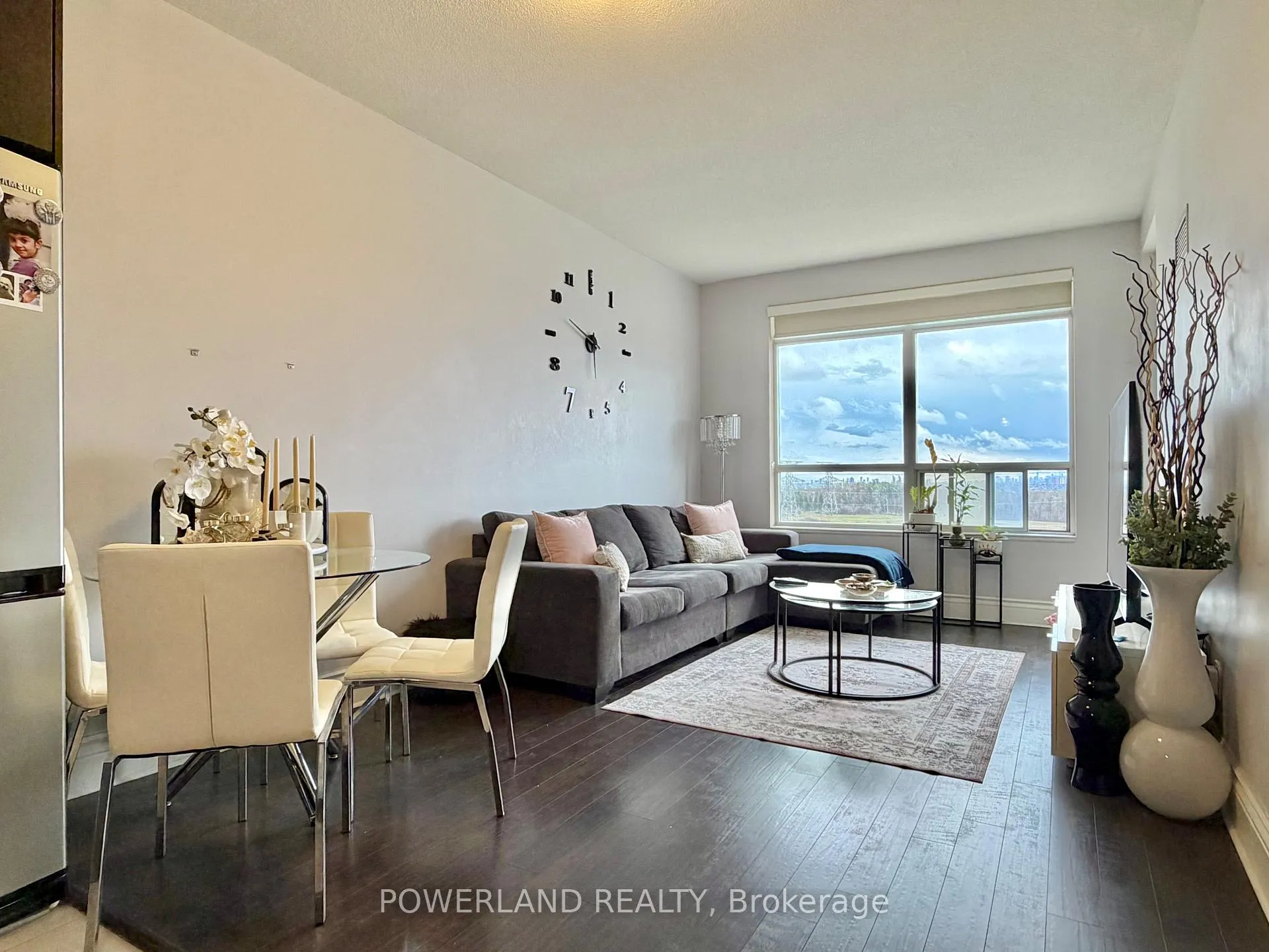 Photo 7 of Unit LPH10, 37 Galleria Parkway, Markham, Commerce Valley — HOMEH