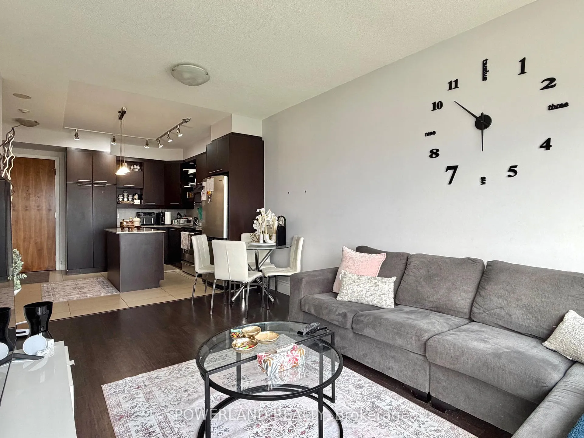 Photo 10 of Unit LPH10, 37 Galleria Parkway, Markham, Commerce Valley — HOMEH