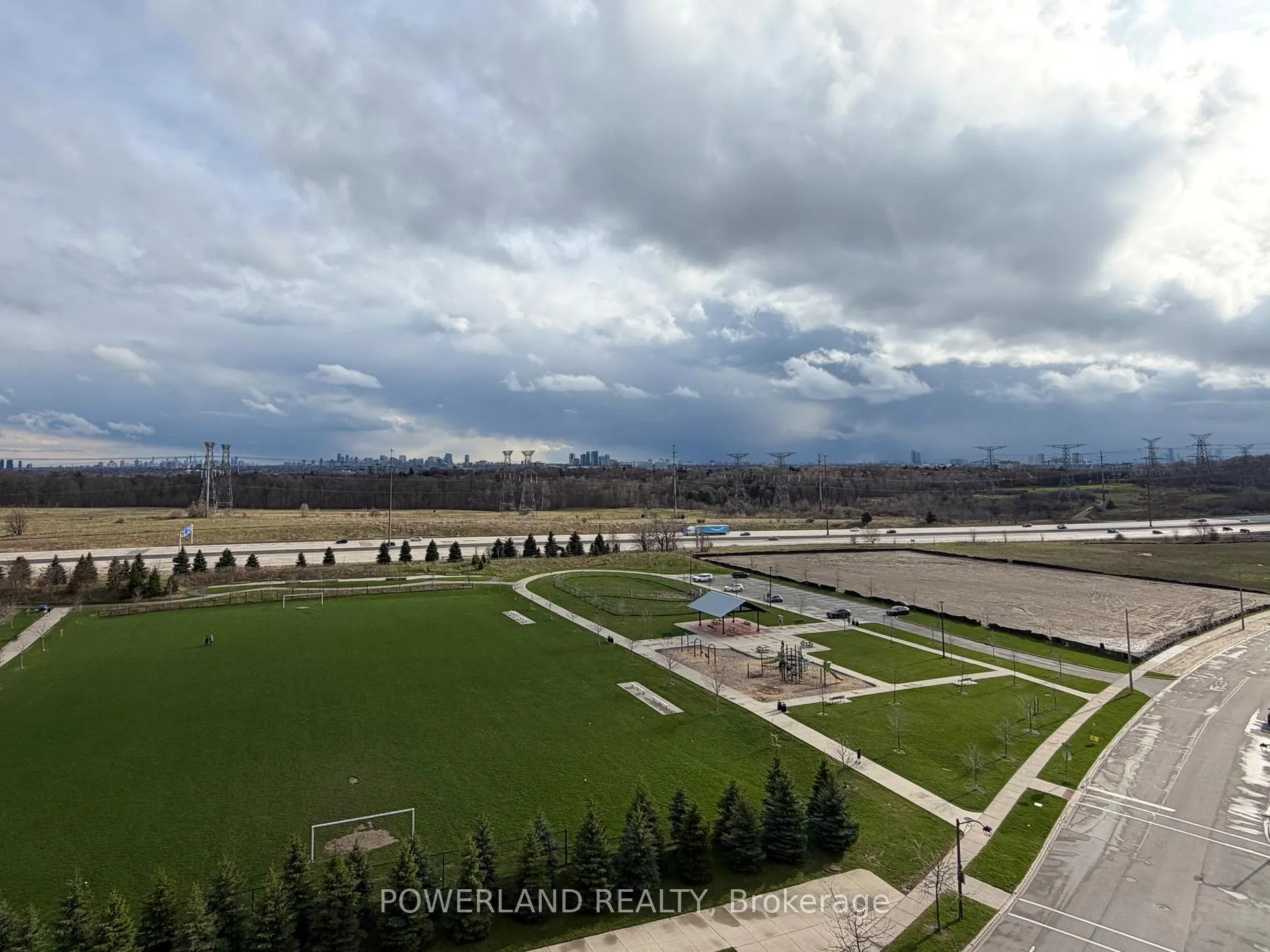 Photo 18 of Unit LPH10, 37 Galleria Parkway, Markham, Commerce Valley — HOMEH