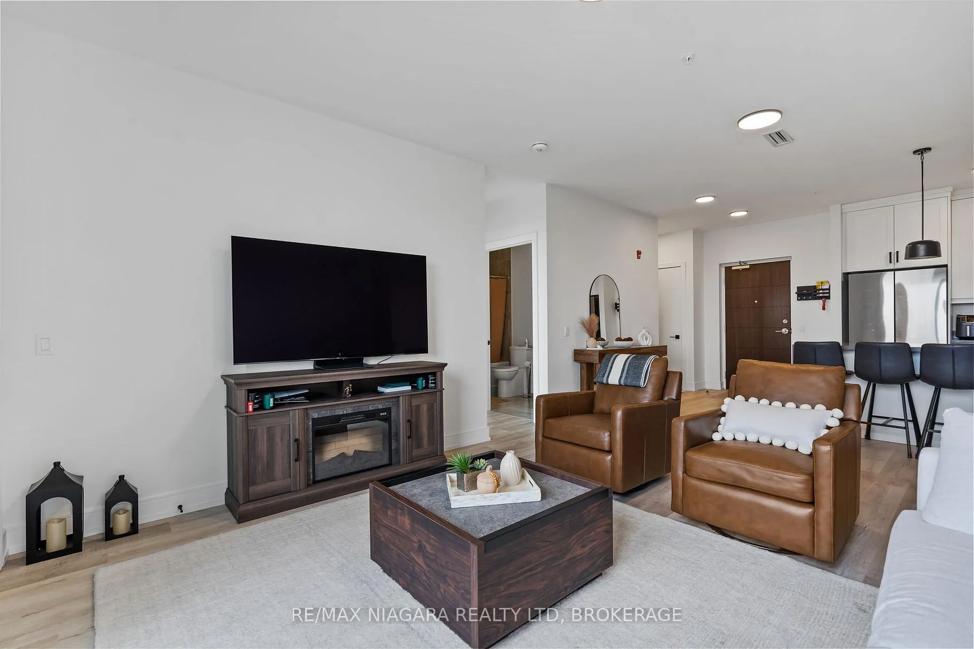 Photo 8 of Unit 202, 300B Fourth Avenue, St. Catharines, Ridley — HOMEH