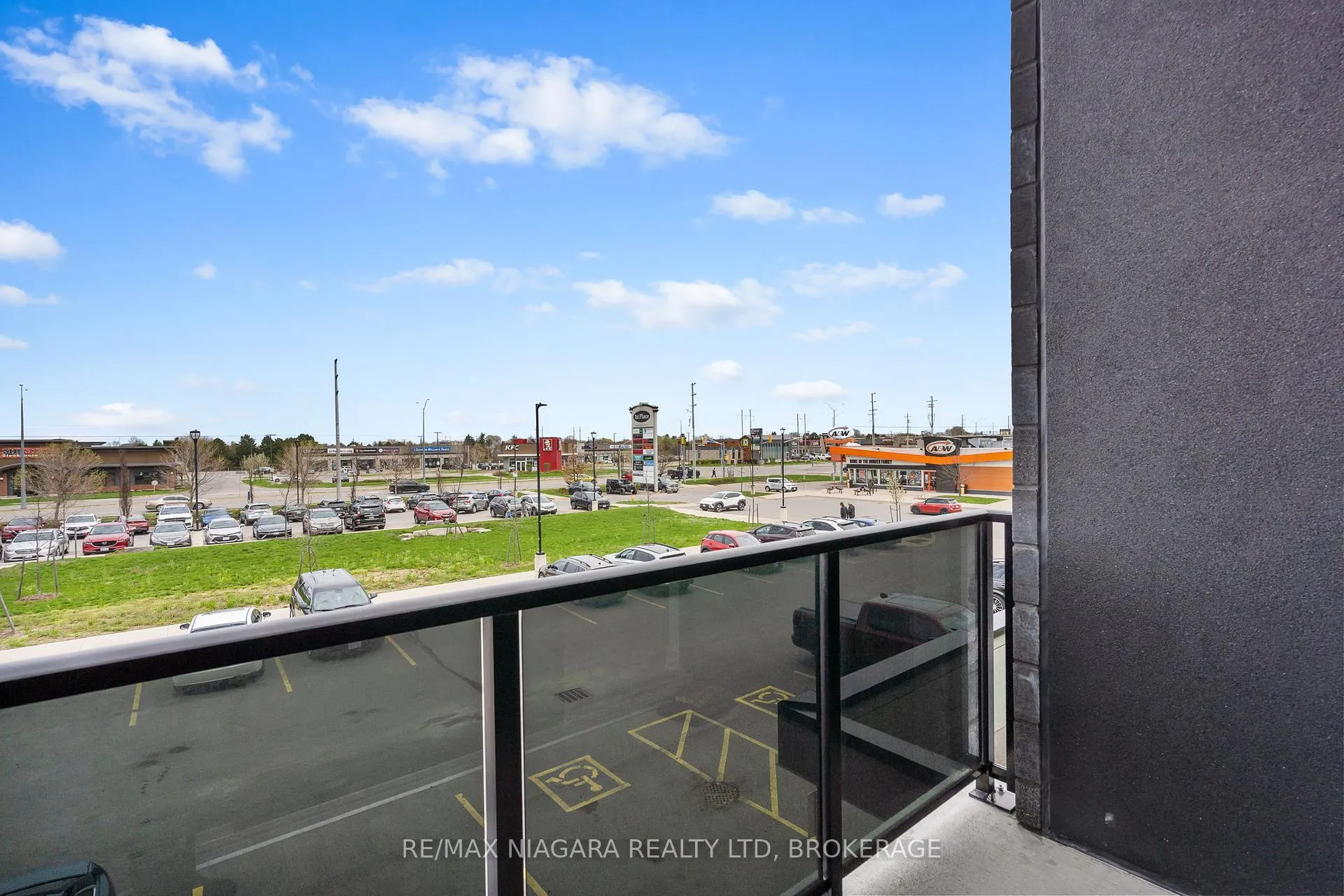Photo 10 of Unit 202, 300B Fourth Avenue, St. Catharines, Ridley — HOMEH
