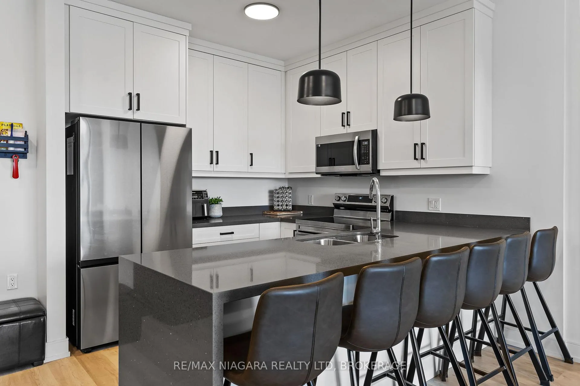 Photo 13 of Unit 202, 300B Fourth Avenue, St. Catharines, Ridley — HOMEH