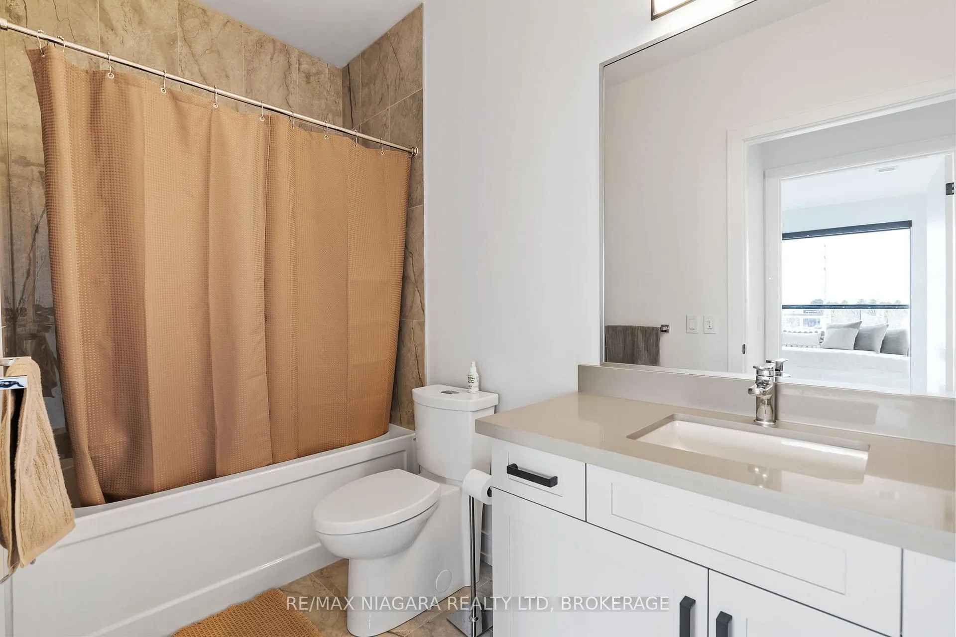 Photo 19 of Unit 202, 300B Fourth Avenue, St. Catharines, Ridley — HOMEH
