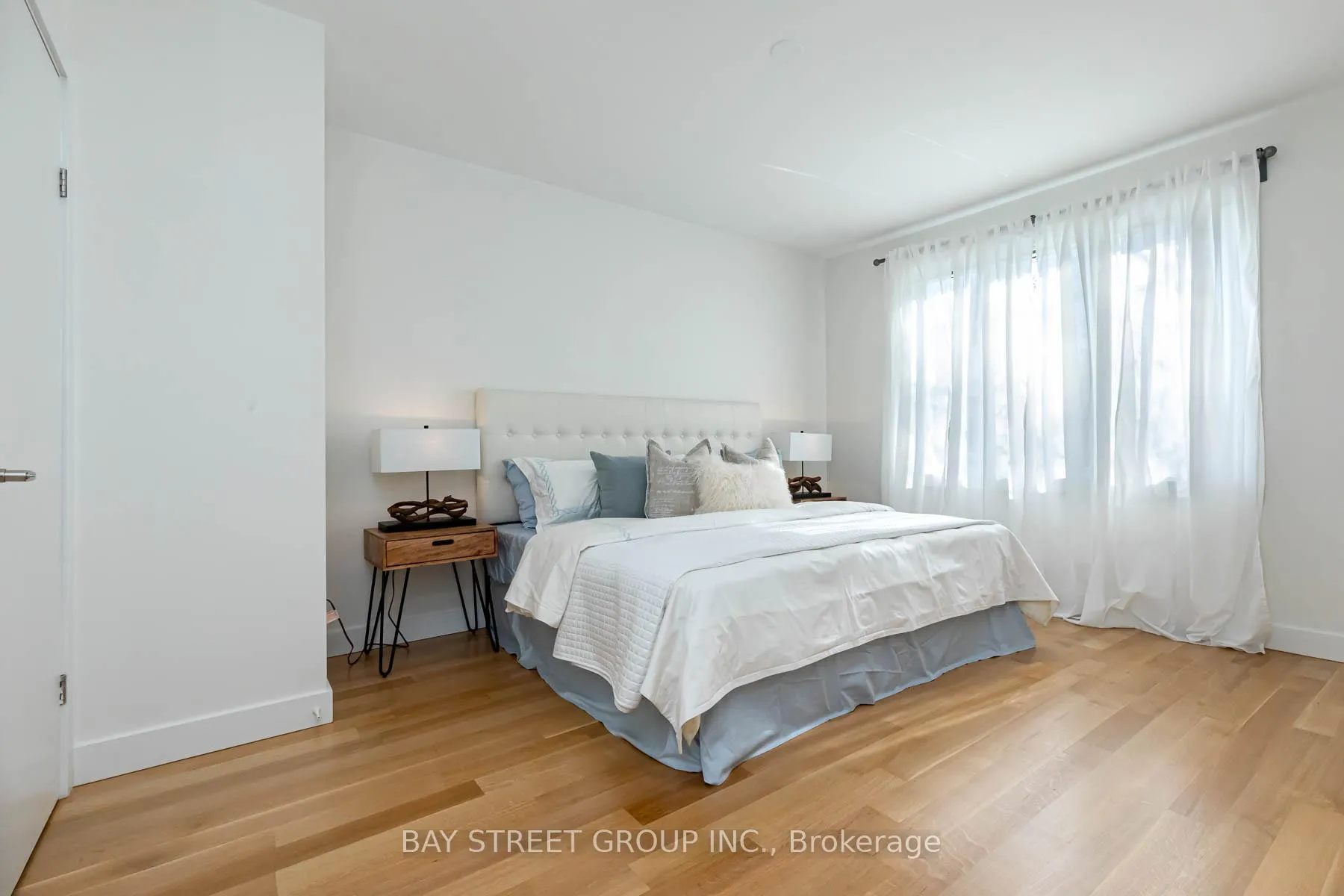 Photo 24 of 173 Duplex Avenue, Toronto, Yonge-Eglinton — HOMEH