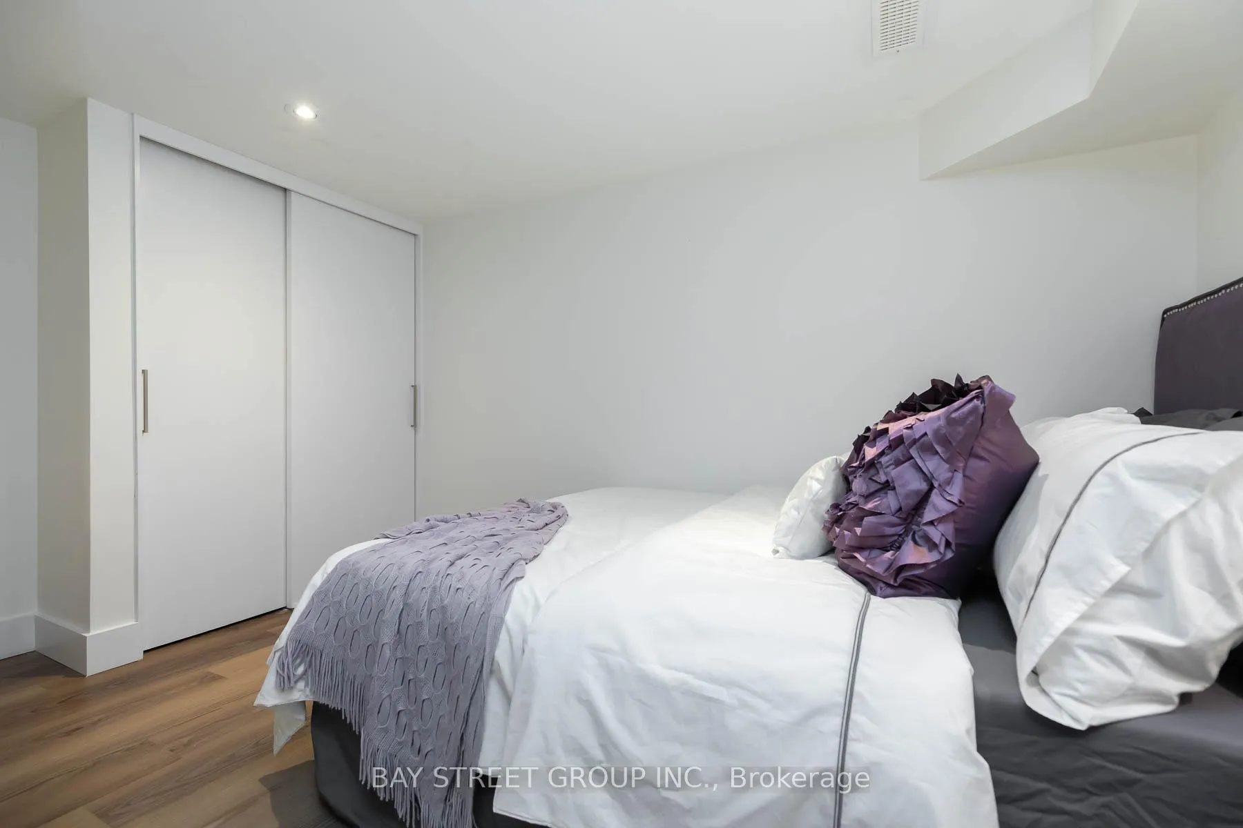 Photo 34 of 173 Duplex Avenue, Toronto, Yonge-Eglinton — HOMEH