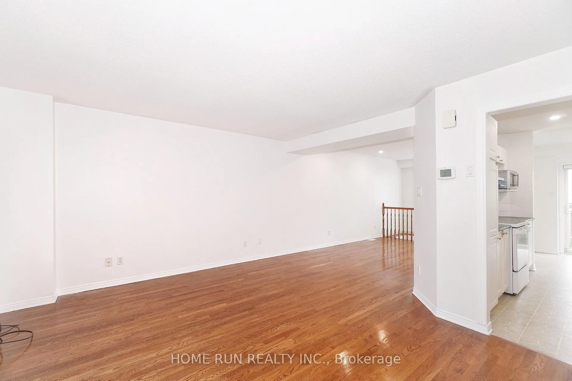Photo 10 of 9 Angus Drive, Ottawa, Kanata - Katimavik — HOMEH
