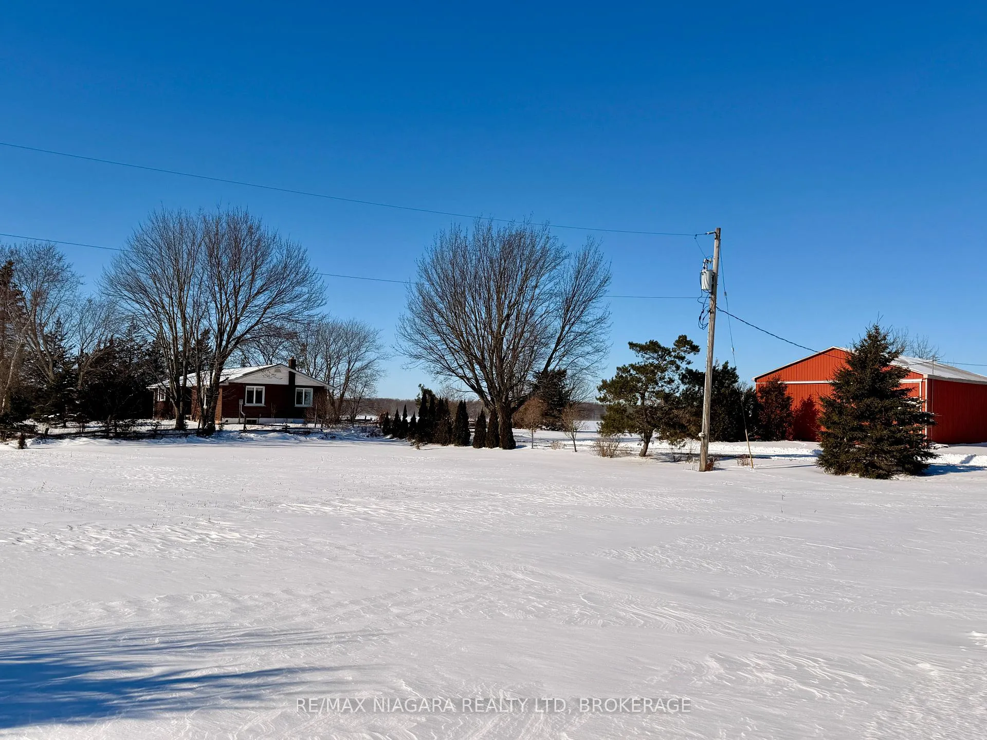 Photo 5 of 32626 Clarendon Street W, Wainfleet, Marshville/Winger — HOMEH