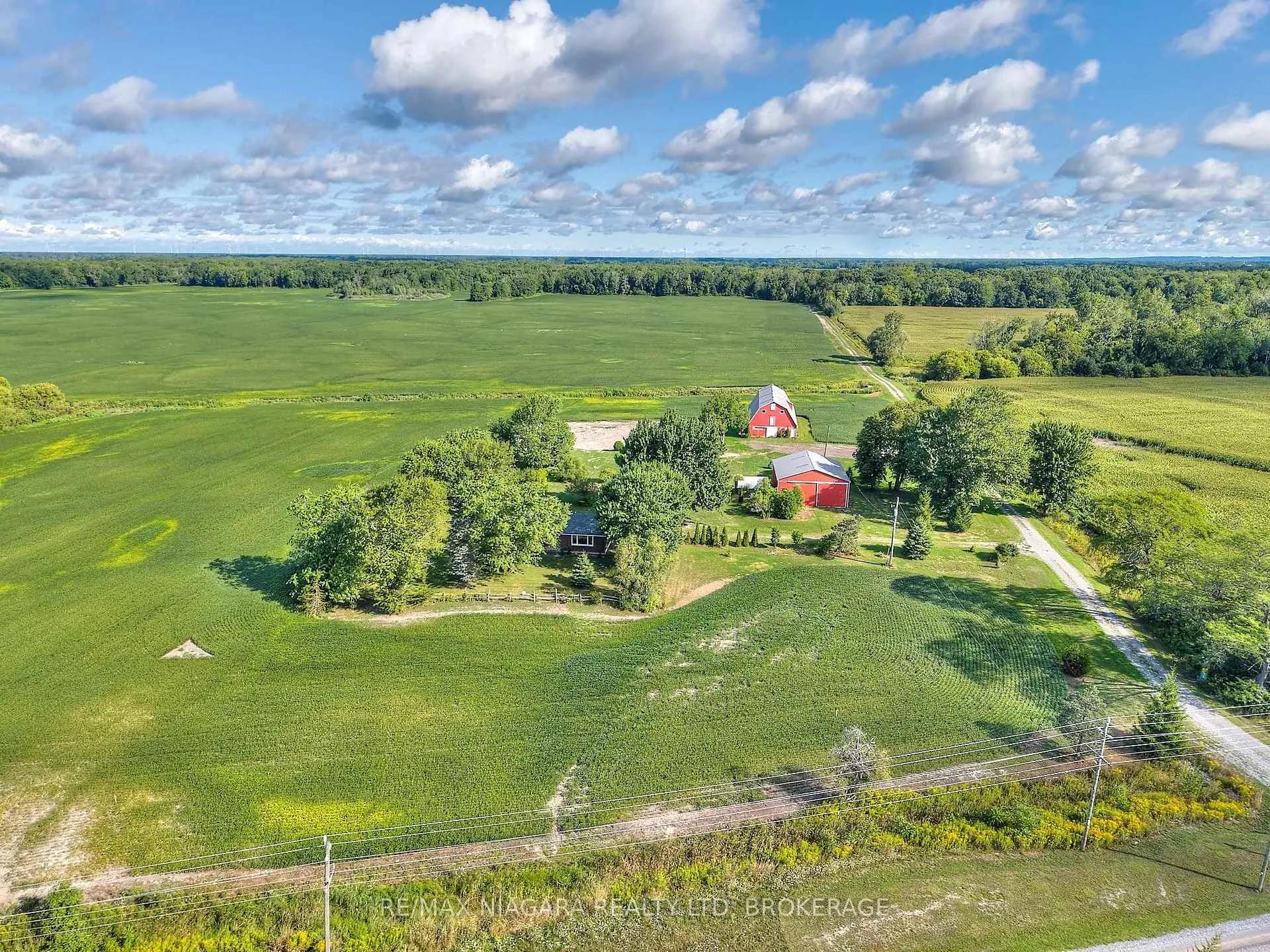 Photo 9 of 32626 Clarendon Street W, Wainfleet, Marshville/Winger — HOMEH