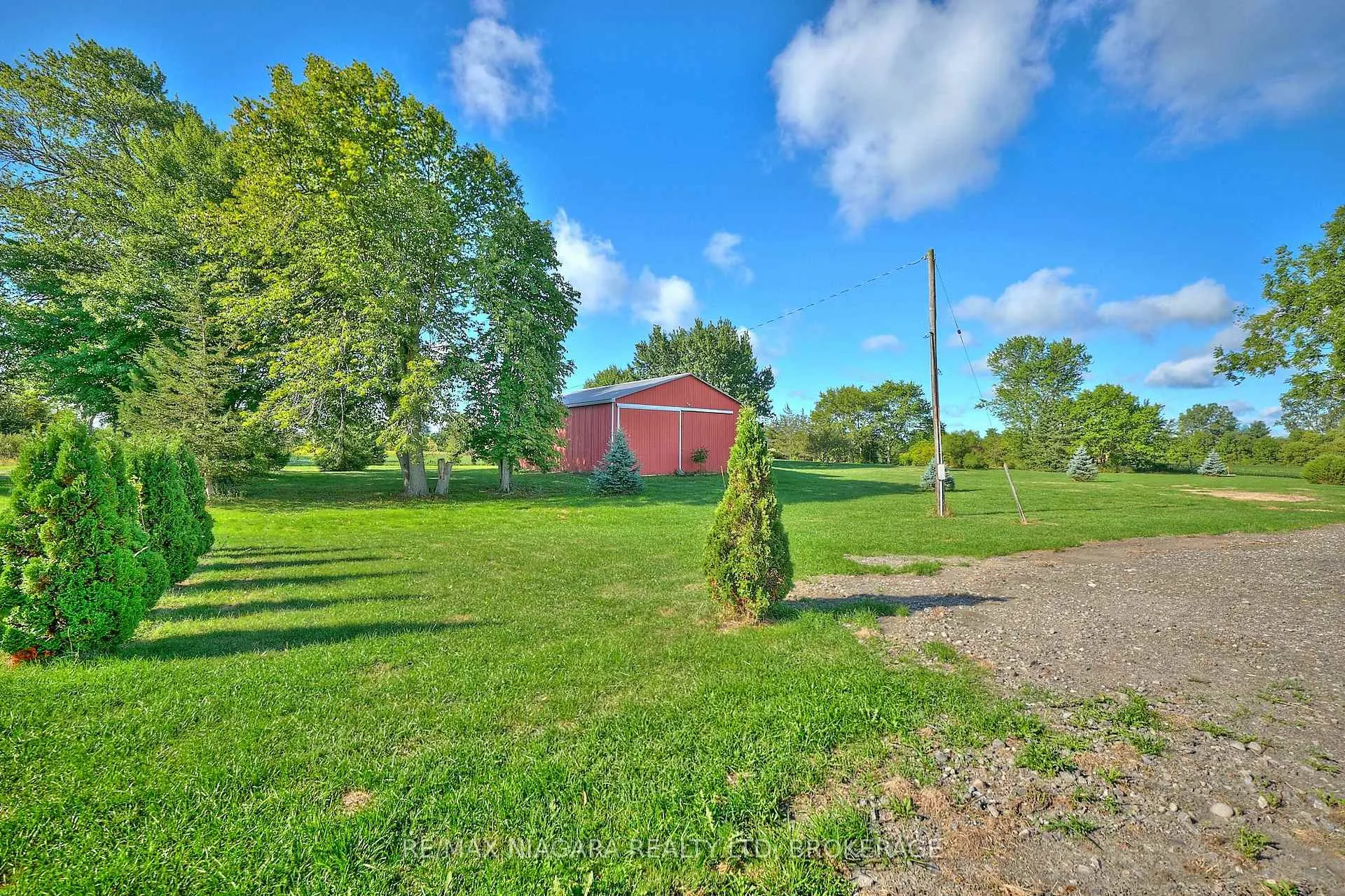 Photo 12 of 32626 Clarendon Street W, Wainfleet, Marshville/Winger — HOMEH