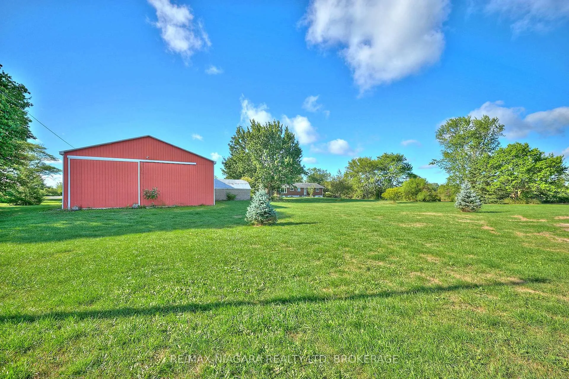 Photo 13 of 32626 Clarendon Street W, Wainfleet, Marshville/Winger — HOMEH