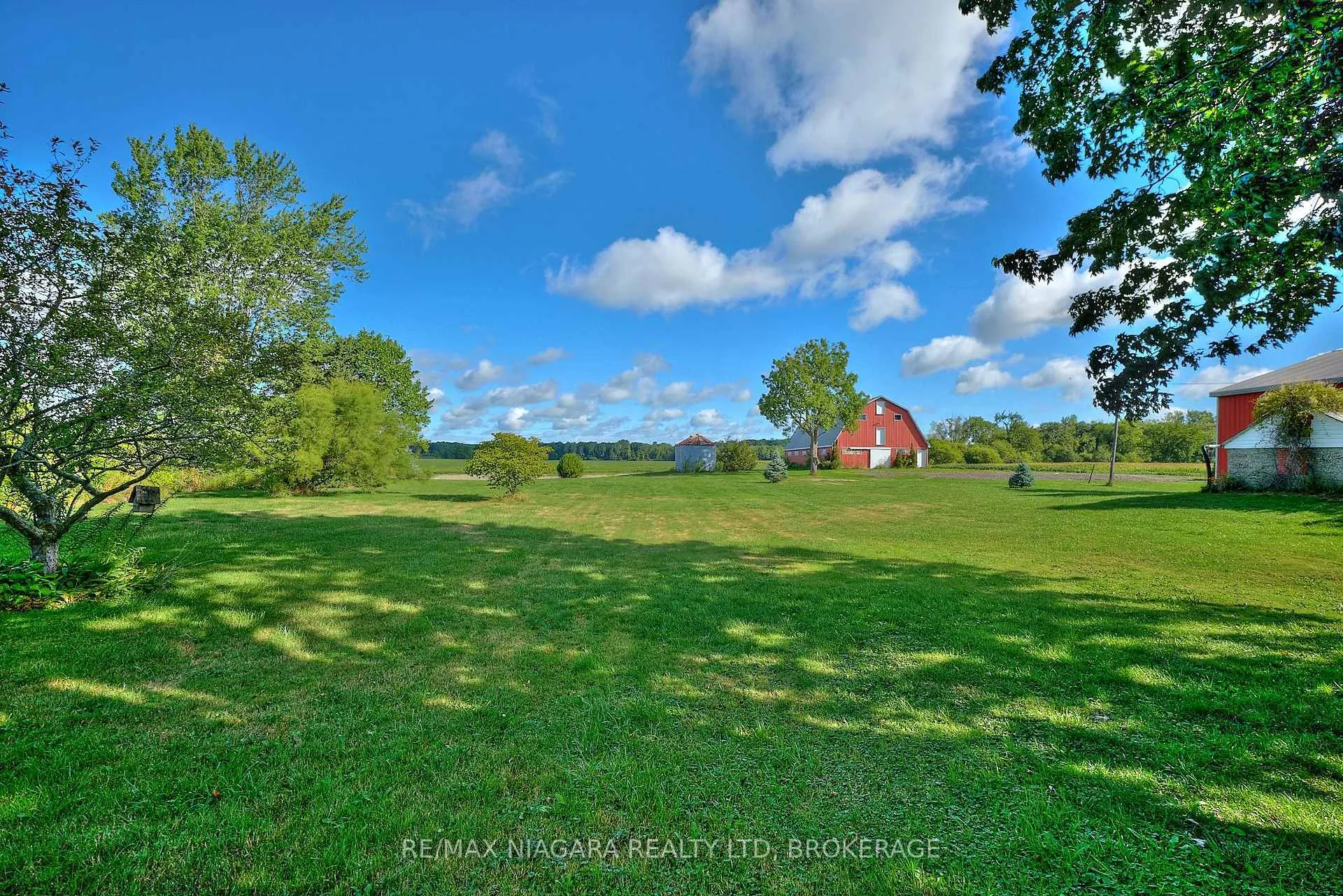 Photo 16 of 32626 Clarendon Street W, Wainfleet, Marshville/Winger — HOMEH