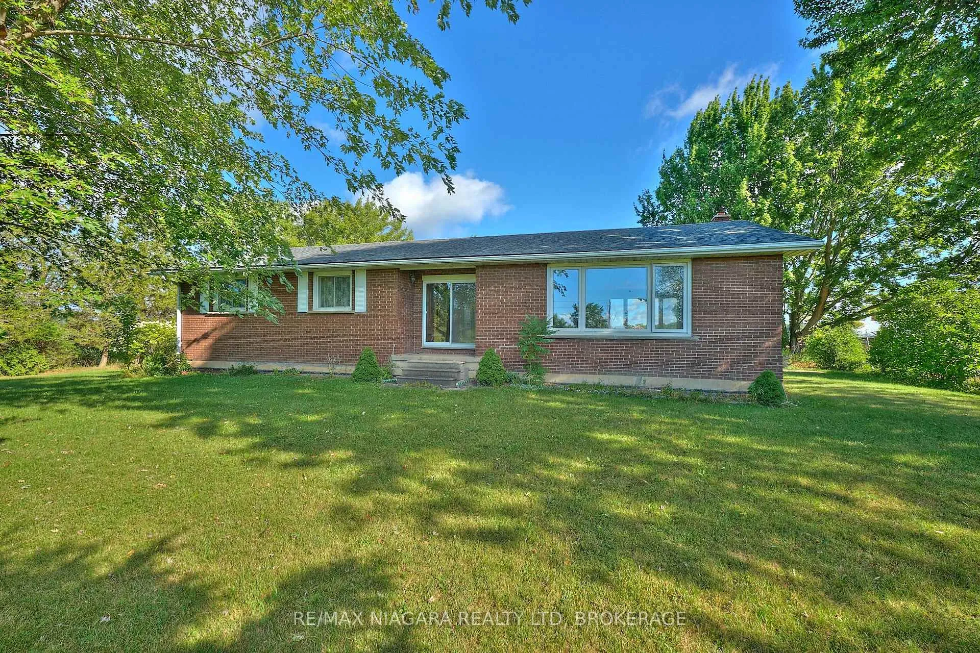 Photo 21 of 32626 Clarendon Street W, Wainfleet, Marshville/Winger — HOMEH