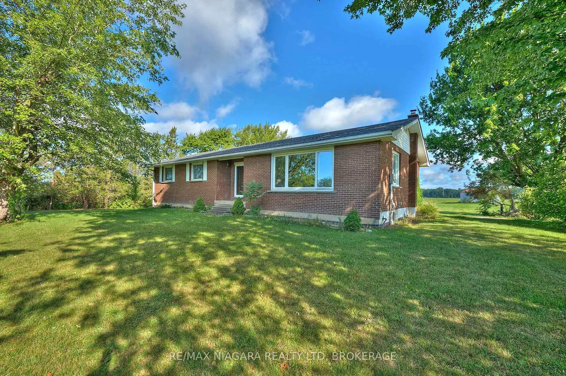 Photo 22 of 32626 Clarendon Street W, Wainfleet, Marshville/Winger — HOMEH