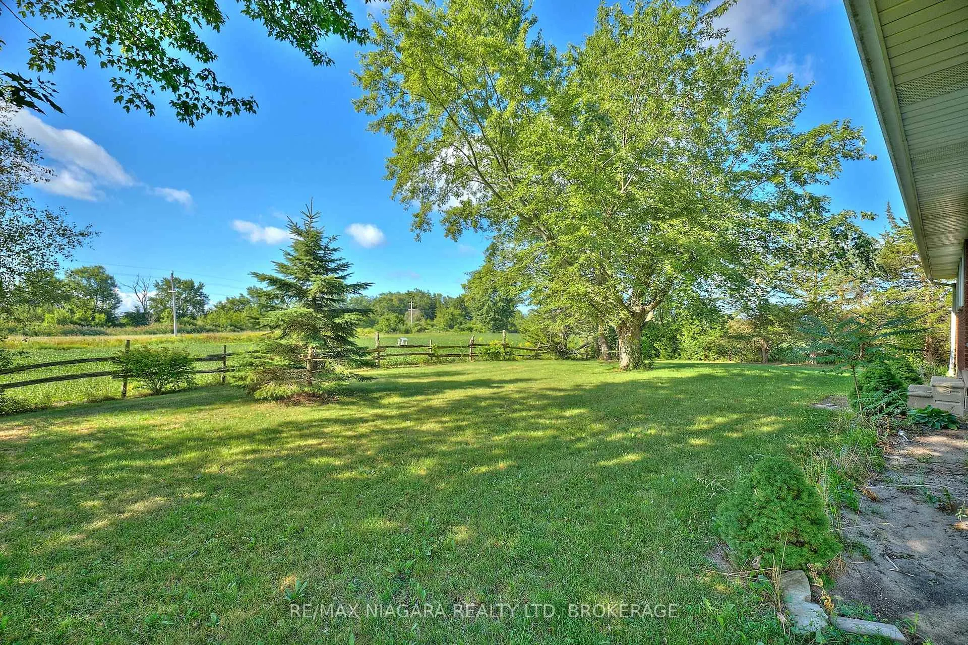 Photo 23 of 32626 Clarendon Street W, Wainfleet, Marshville/Winger — HOMEH