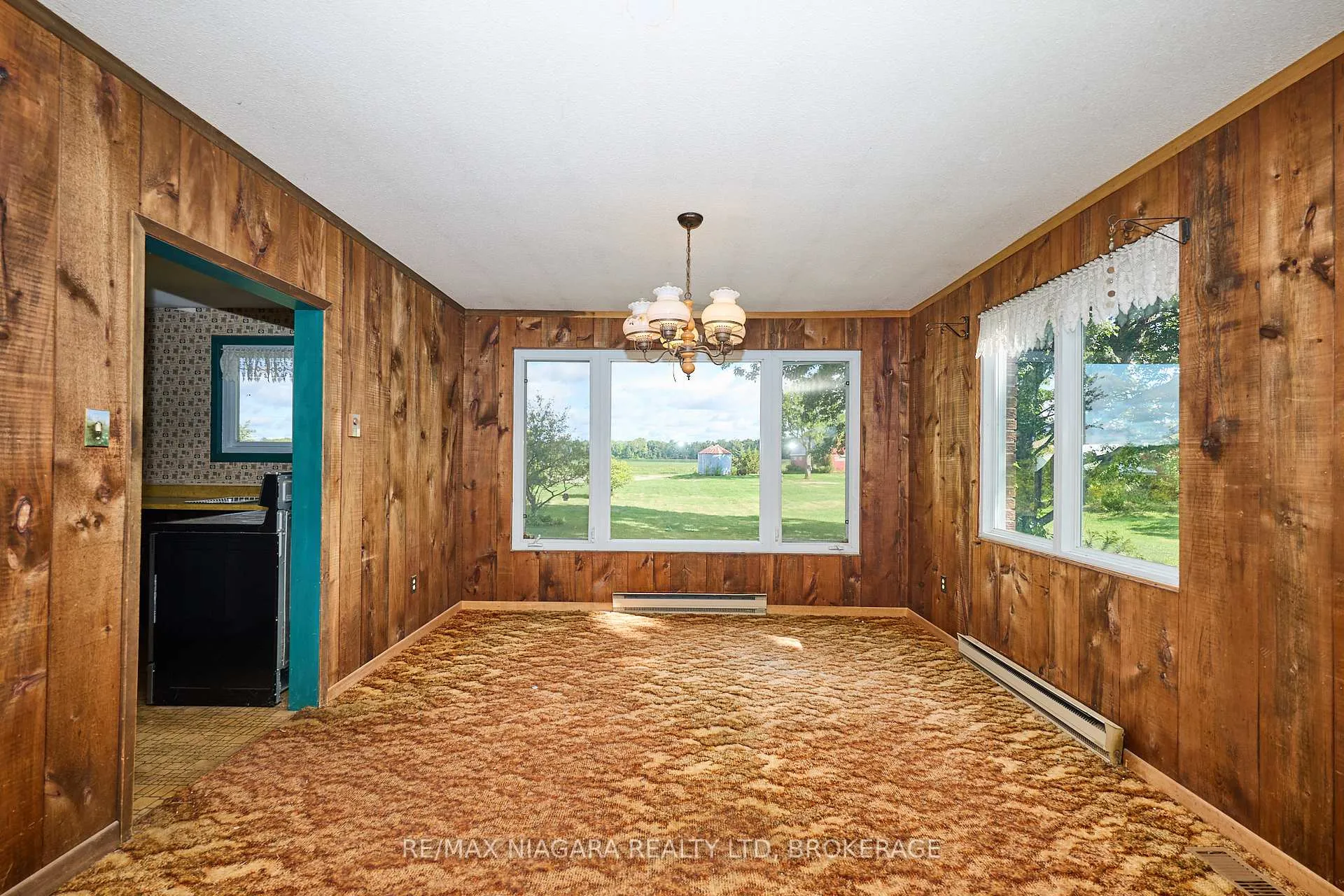 Photo 33 of 32626 Clarendon Street W, Wainfleet, Marshville/Winger — HOMEH