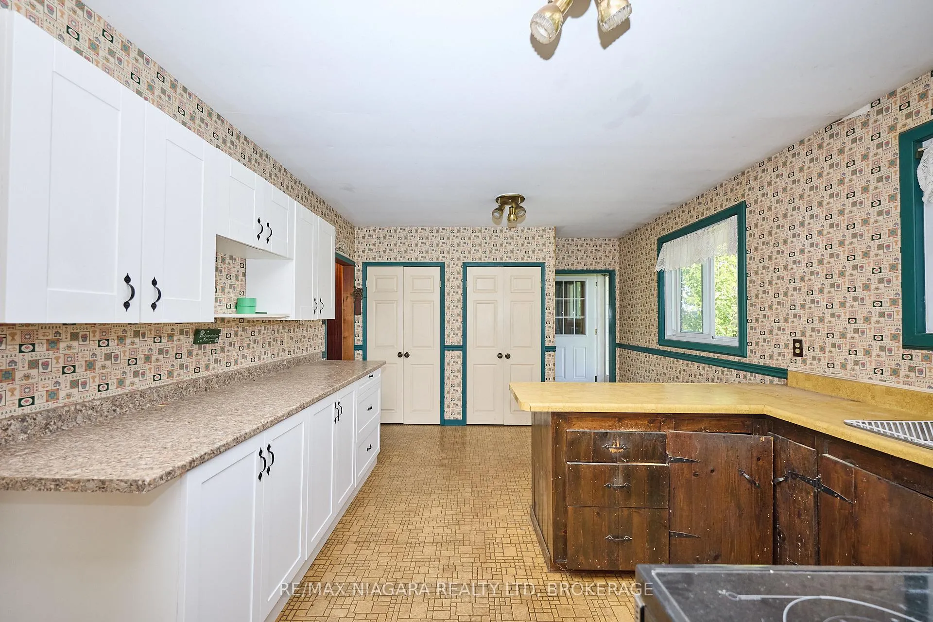Photo 34 of 32626 Clarendon Street W, Wainfleet, Marshville/Winger — HOMEH