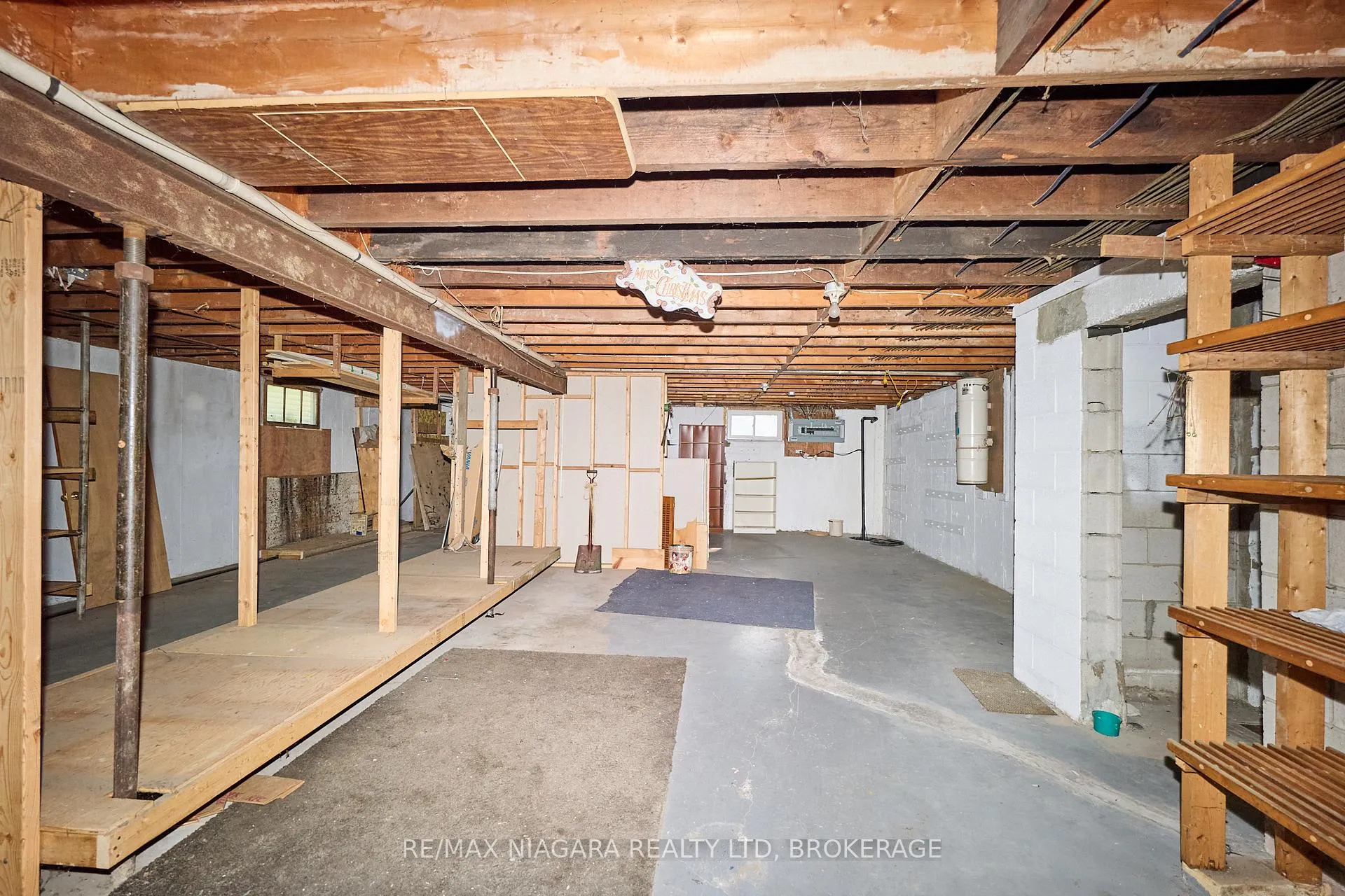 Photo 43 of 32626 Clarendon Street W, Wainfleet, Marshville/Winger — HOMEH