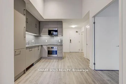 Photo 5 of Unit D615, 38 Andre De Grasse Street S, Markham, Unionville — HOMEH
