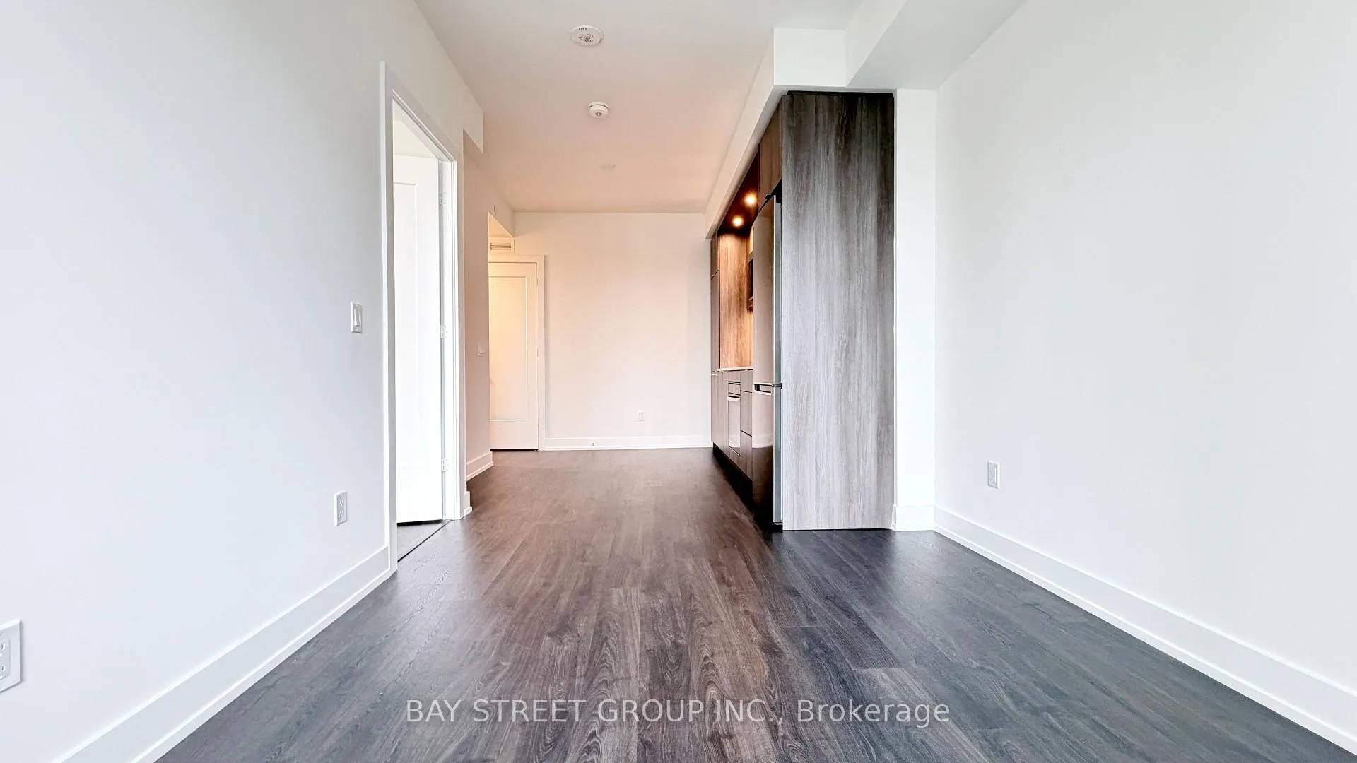 Photo 4 of Unit 607, 60 Central Park Roadway, Etobicoke, Islington-City Centre West — HOMEH