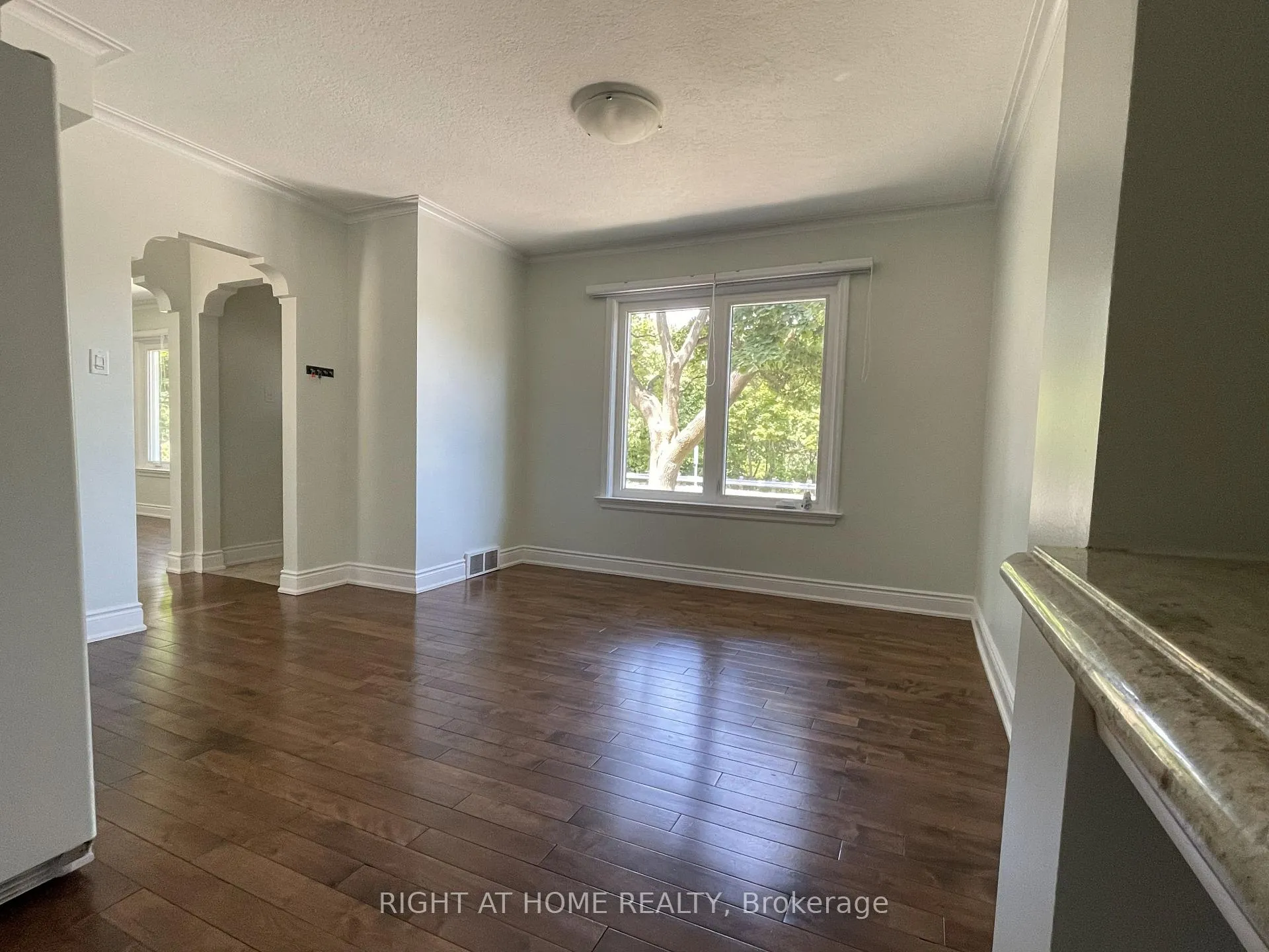 Photo 6 of 230 Martin Grove Road, Etobicoke, Islington-City Centre West — HOMEH