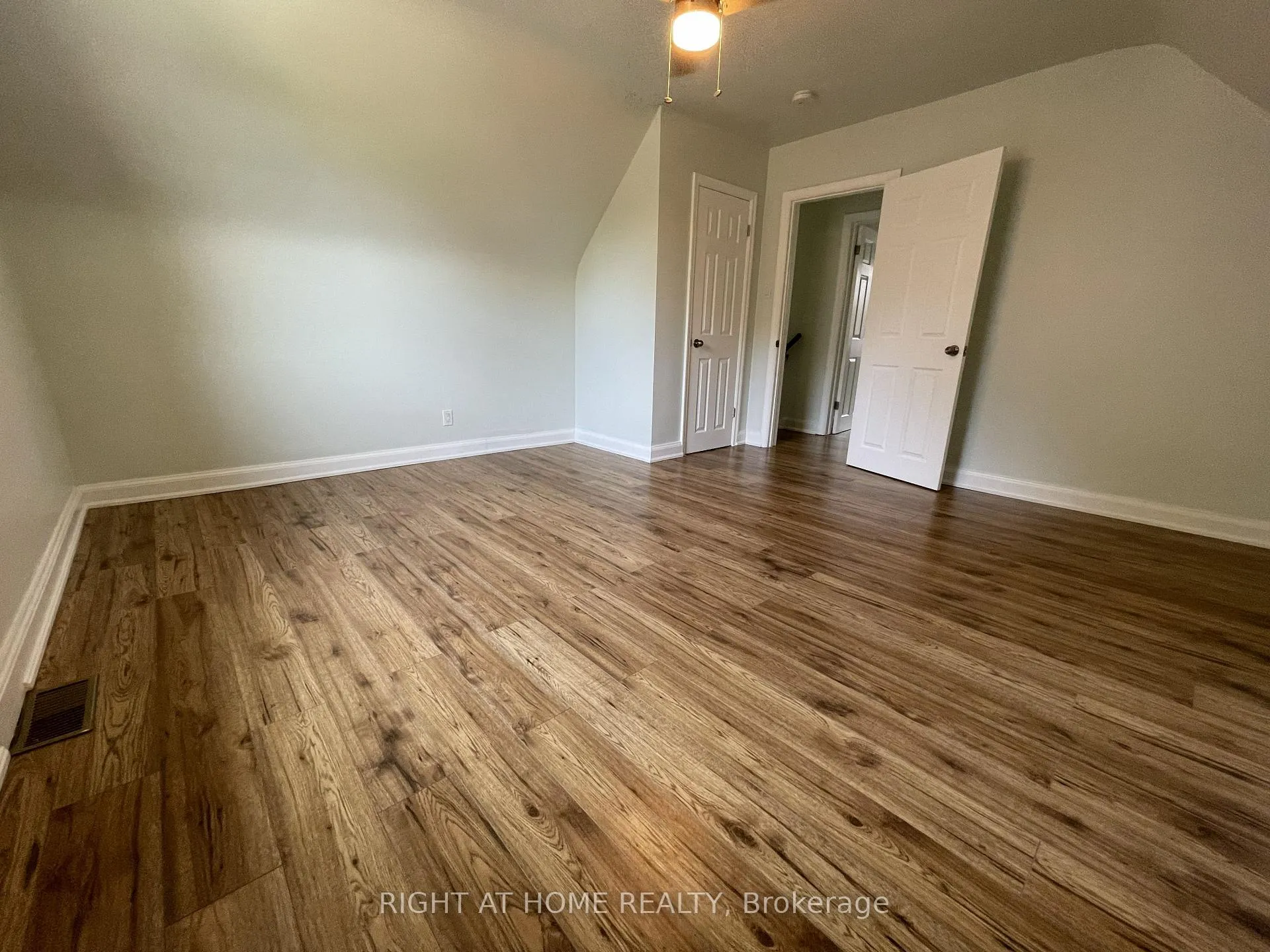 Photo 14 of 230 Martin Grove Road, Etobicoke, Islington-City Centre West — HOMEH