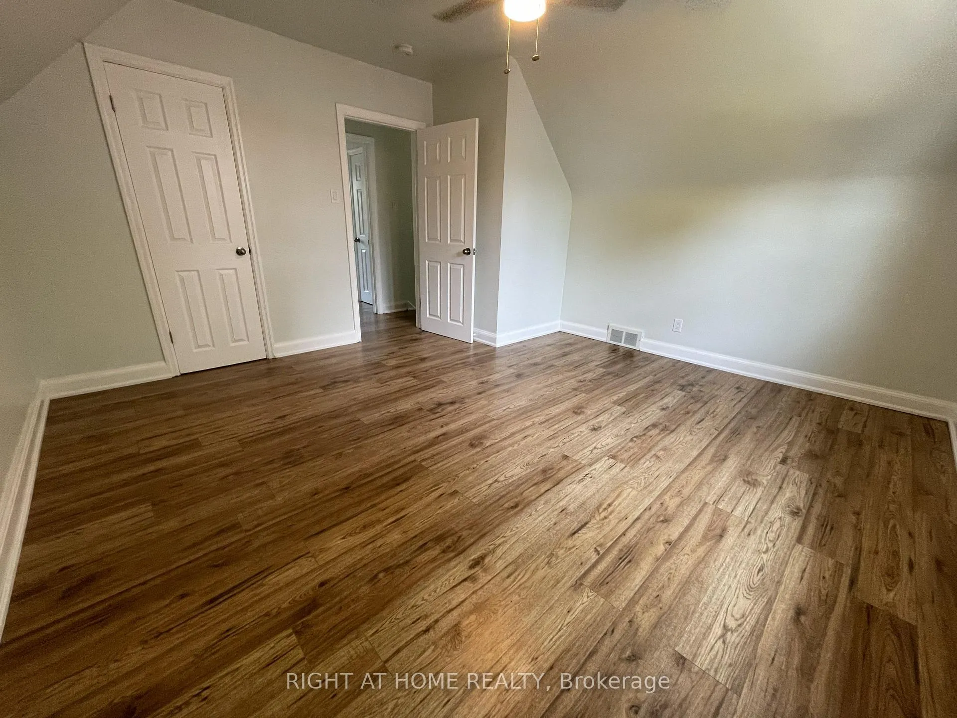 Photo 16 of 230 Martin Grove Road, Etobicoke, Islington-City Centre West — HOMEH