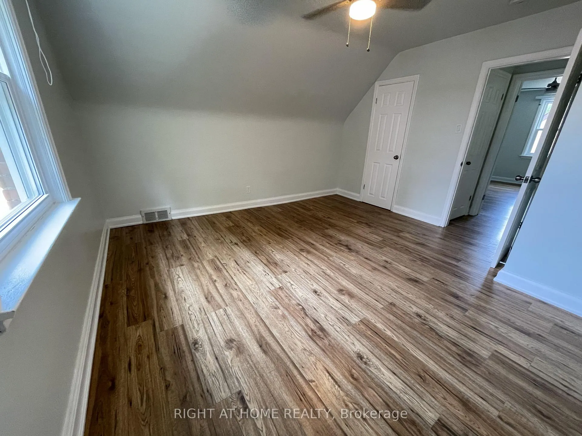 Photo 17 of 230 Martin Grove Road, Etobicoke, Islington-City Centre West — HOMEH
