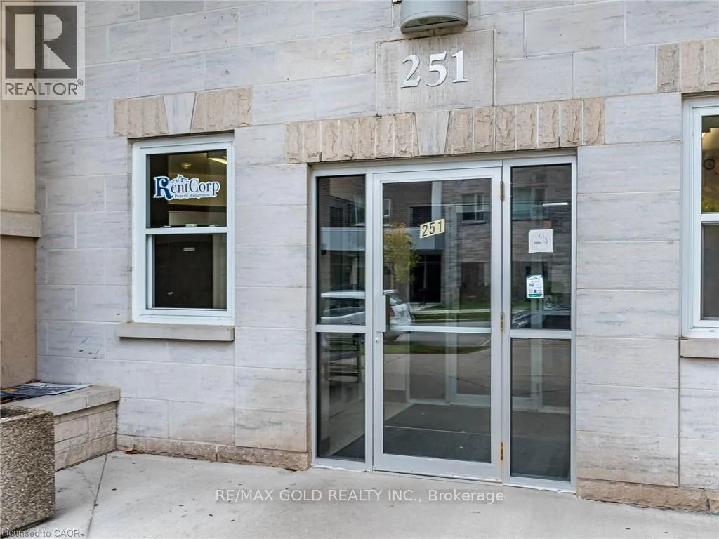Photo 5 of Unit 402, 251 Lester Street, Waterloo, Downtown Waterloo — HOMEH