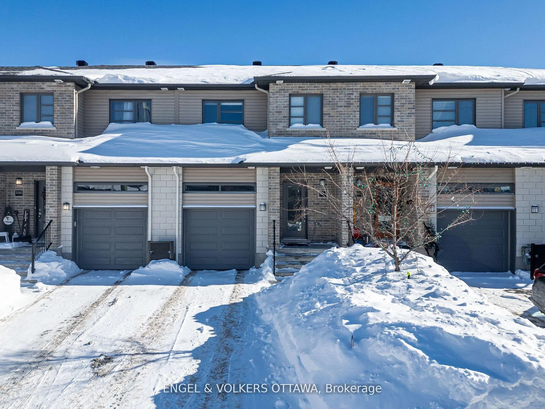 Photo 1 of 284 Munro Street, Carleton Place — HOMEH
