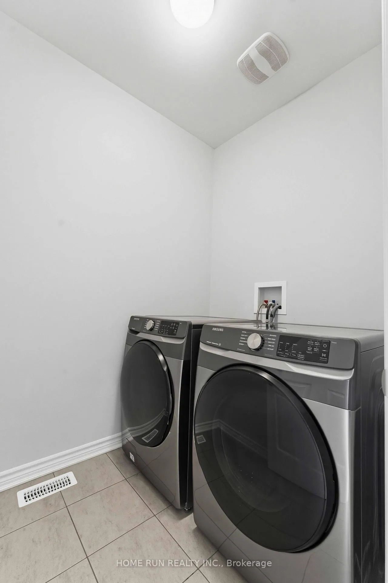 Photo 40 of 515 Arosa Way, Ottawa, Kanata - Emerald Meadows/Trailwest — HOMEH