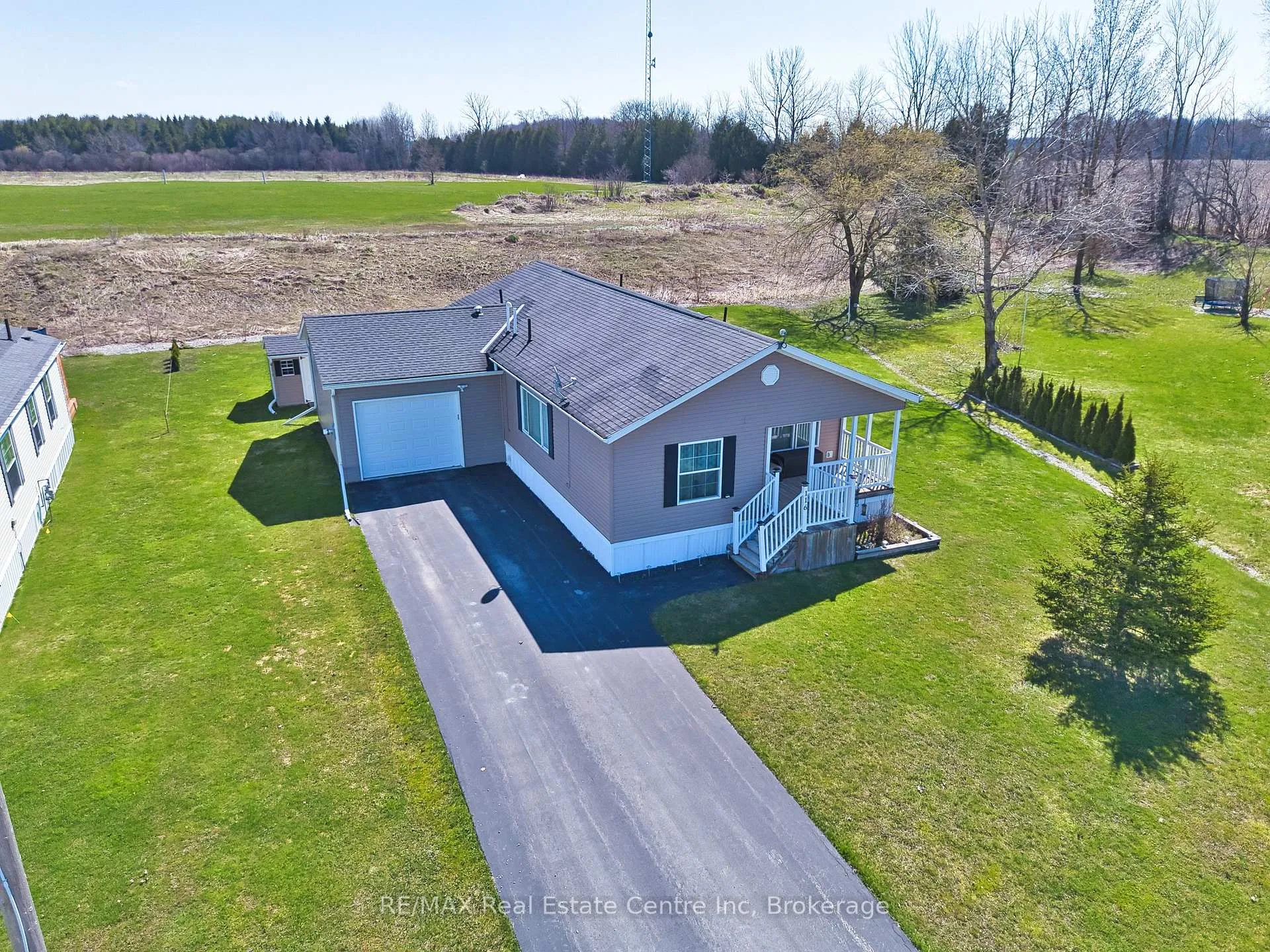 Photo 29 of 116 Parkview Circle, Wellington North, Rural Wellington North — HOMEH