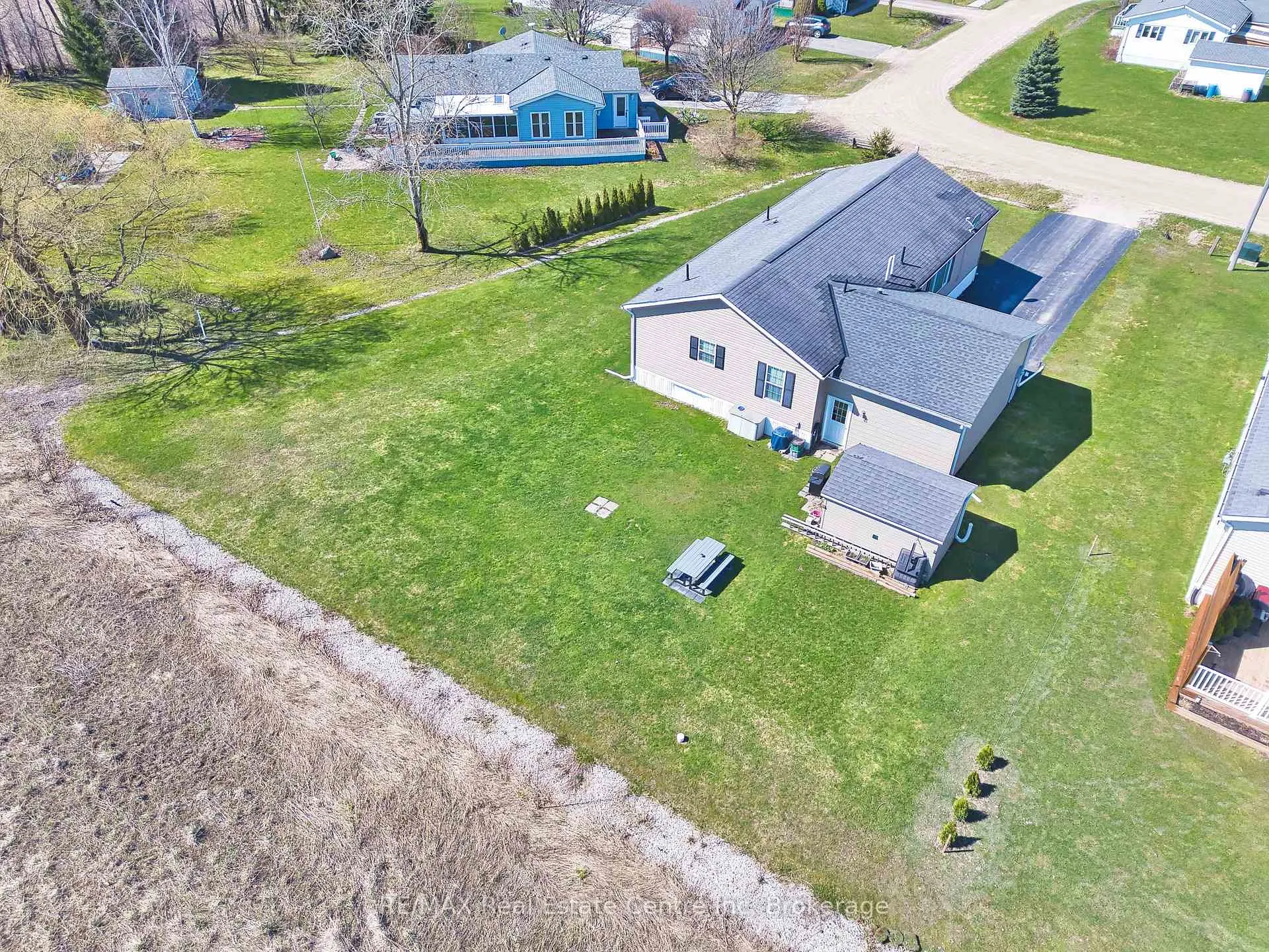 Photo 31 of 116 Parkview Circle, Wellington North, Rural Wellington North — HOMEH