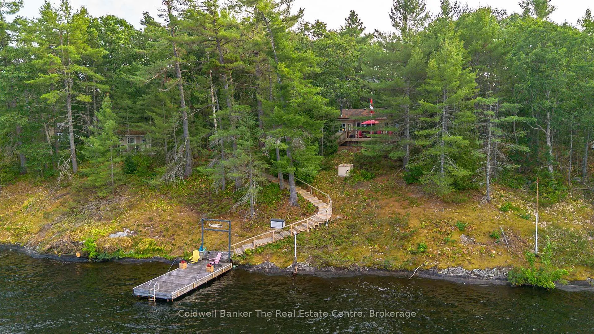 Photo 1 of 11 Drury Lane, Gravenhurst, Muskoka (S) — HOMEH