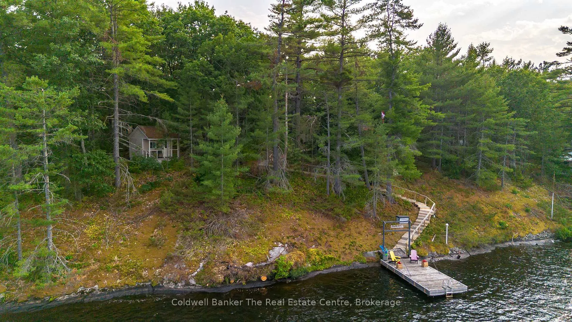 Photo 2 of 11 Drury Lane, Gravenhurst, Muskoka (S) — HOMEH