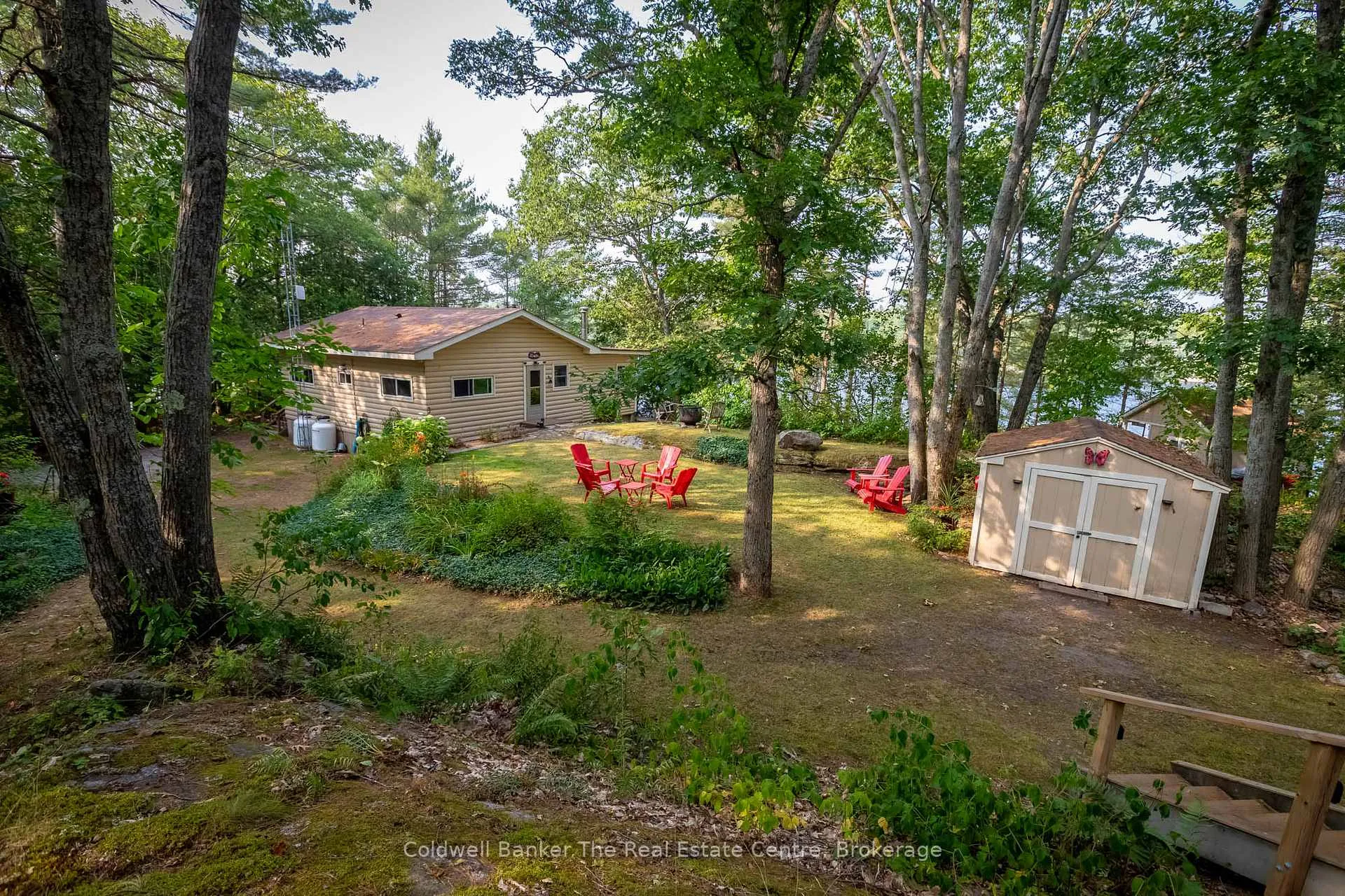 Photo 4 of 11 Drury Lane, Gravenhurst, Muskoka (S) — HOMEH