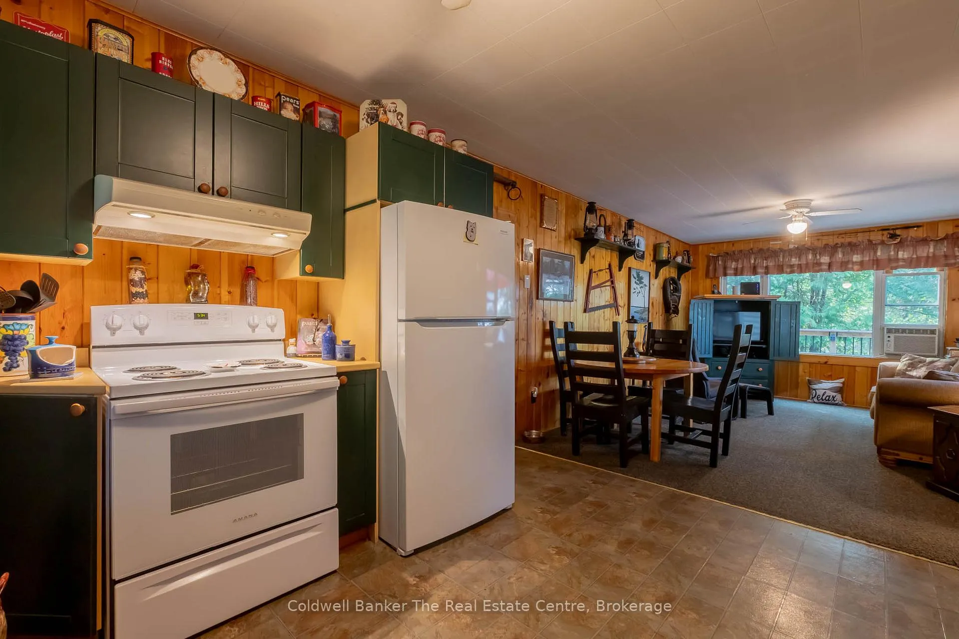 Photo 6 of 11 Drury Lane, Gravenhurst, Muskoka (S) — HOMEH