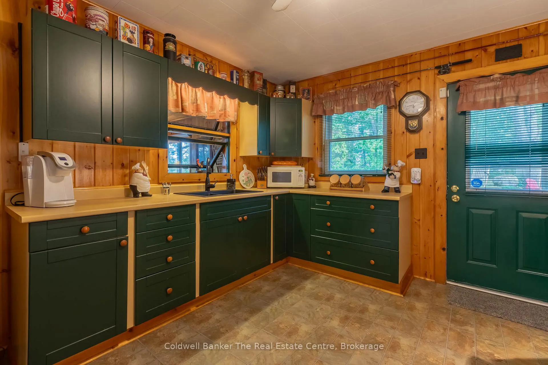 Photo 7 of 11 Drury Lane, Gravenhurst, Muskoka (S) — HOMEH