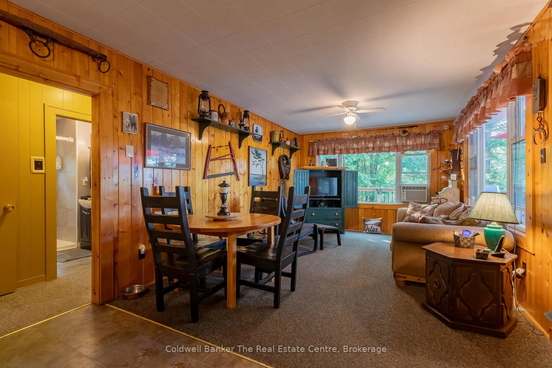 Photo 12 of 11 Drury Lane, Gravenhurst, Muskoka (S) — HOMEH